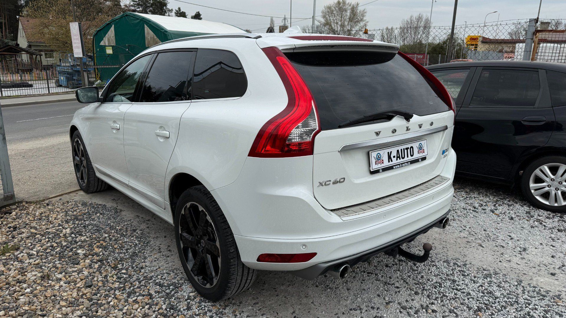 Volvo XC60, 2.4D 158kW *Nové v ČR*Tažné* - fotka 6