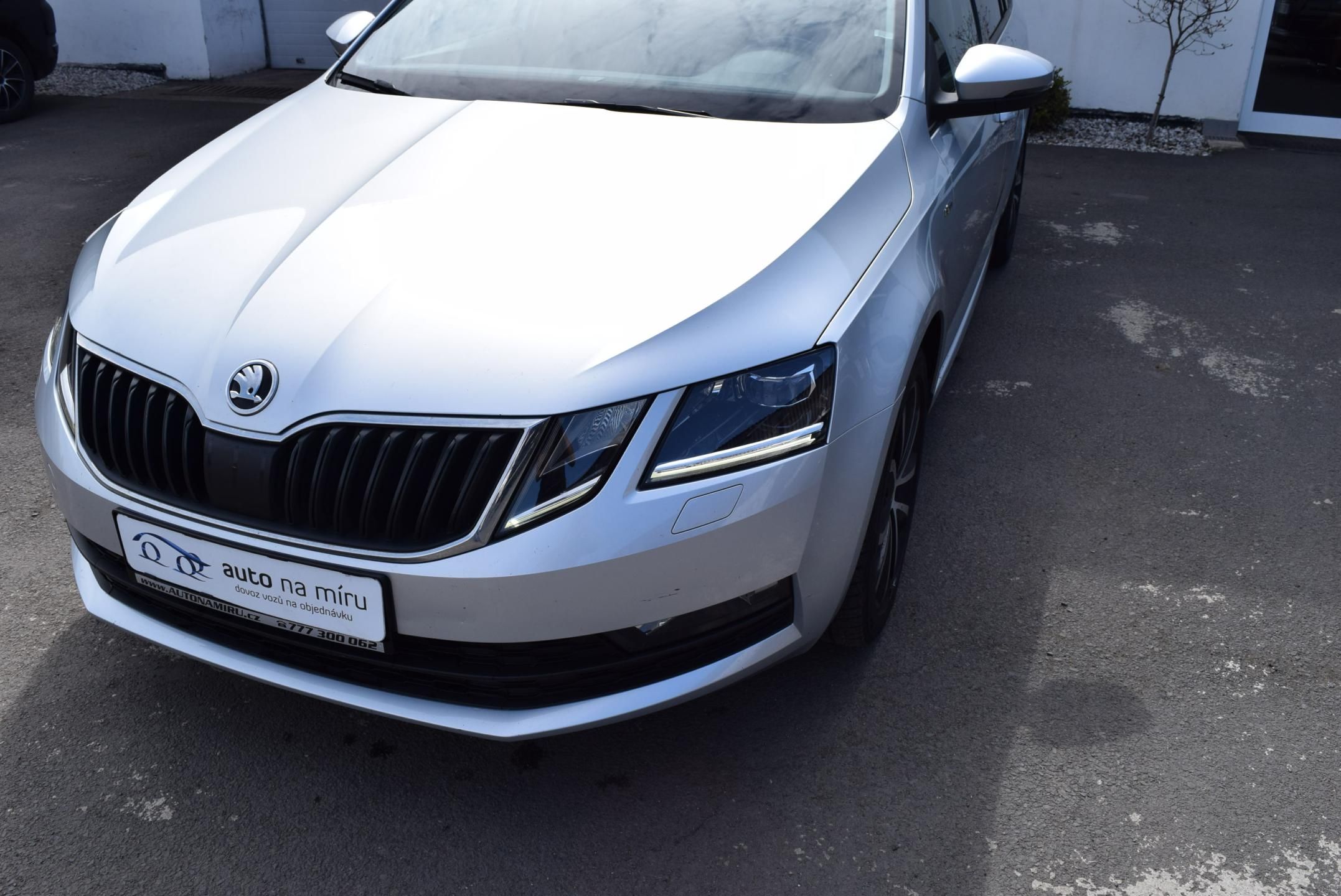 Škoda Octavia, 2.0TDI 110kw SOLEIL FULL LED - fotka 2