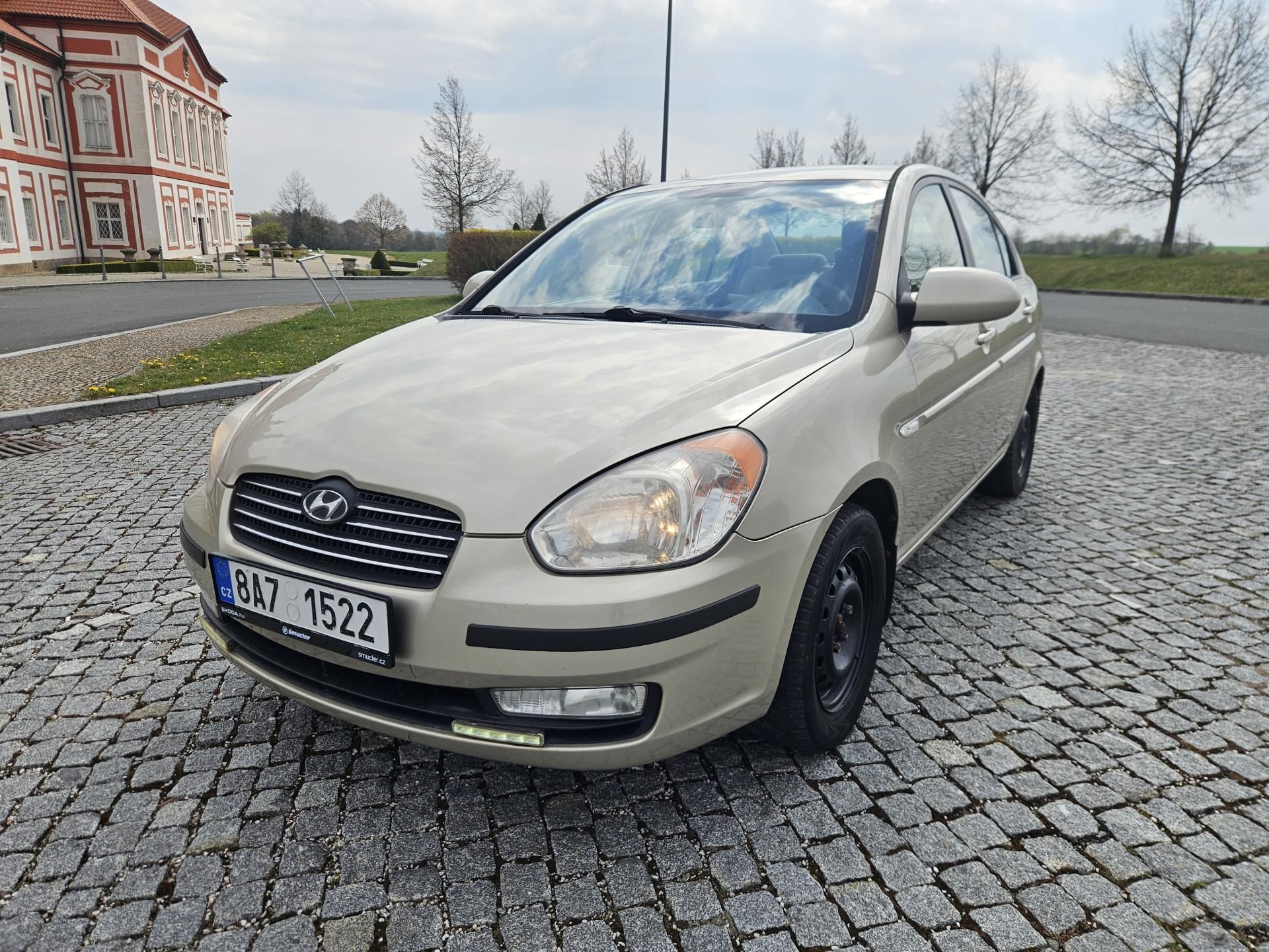 Hyundai Accent, 1.5CRDI VELMI PĚKNÝ, SPLÁTKY - fotka 2