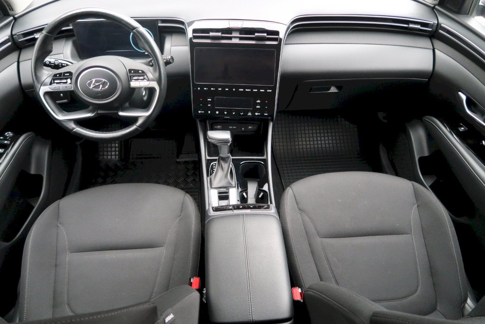 Hyundai Tucson, Smart Navi 1,6 T-GDI MHEV DCT7 - fotka 5