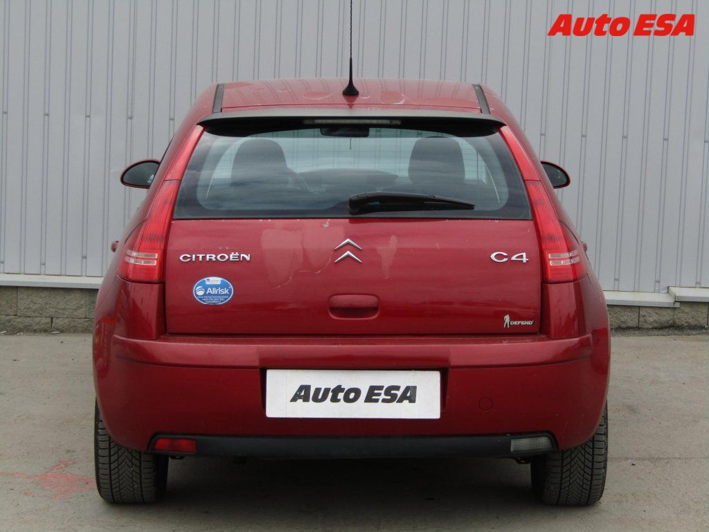 Citroën C4, 1.4,ČR - fotka 5