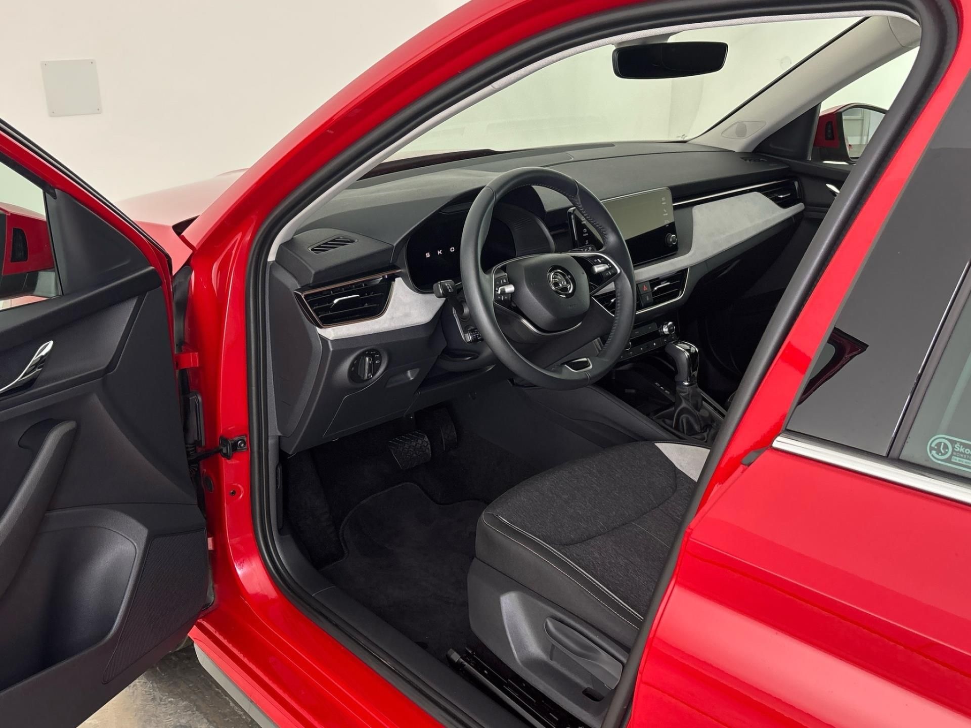 Škoda Kamiq, 1.0 TSI / 85 kW Top Selection - fotka 6