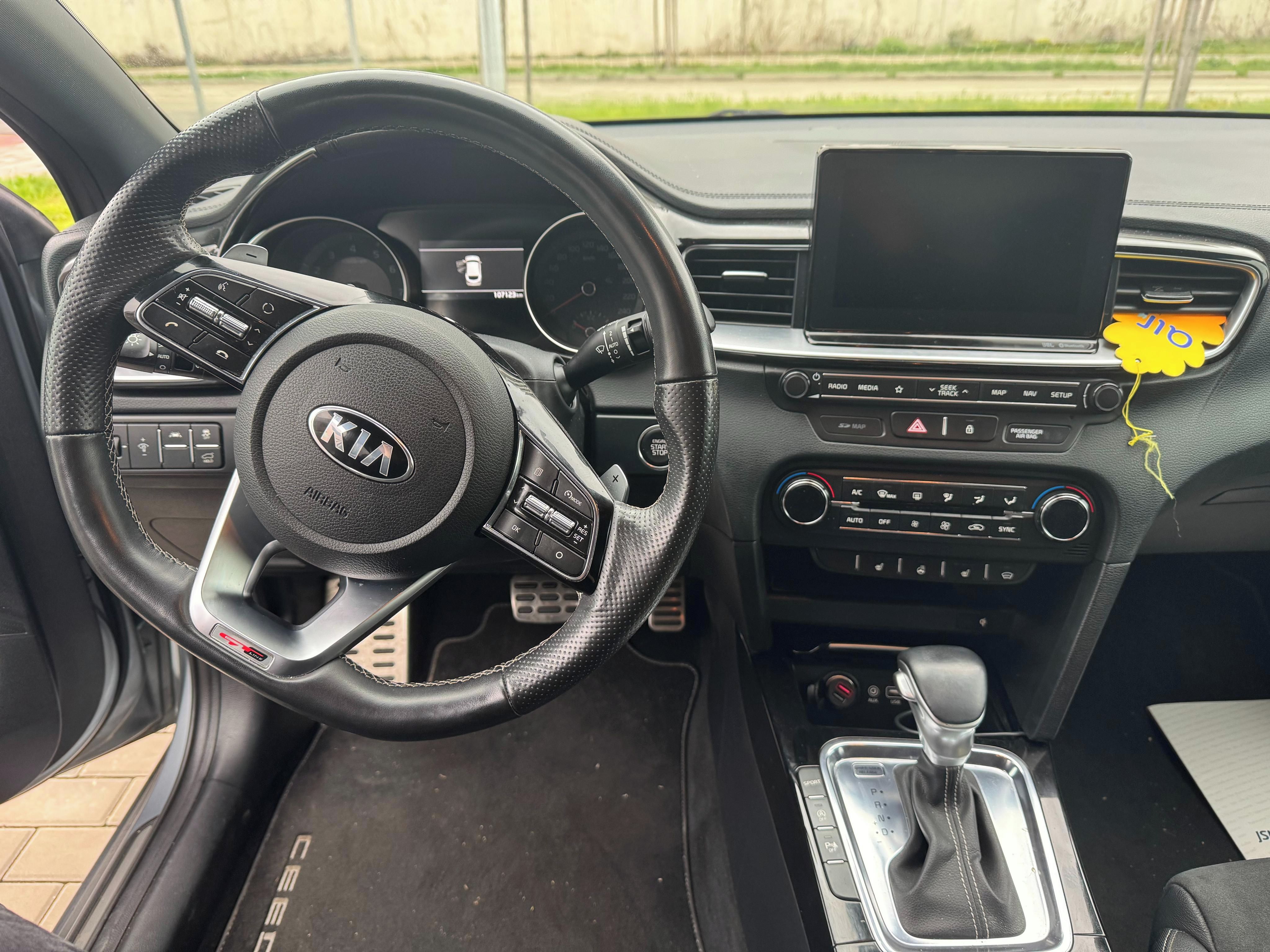 Kia ProCeed, Proceed 1.4 TGDI automat TOP - fotka 6