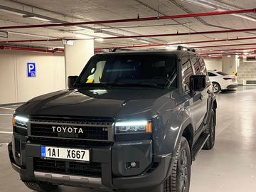 250 2.8L D, AT, INVINCIBLE