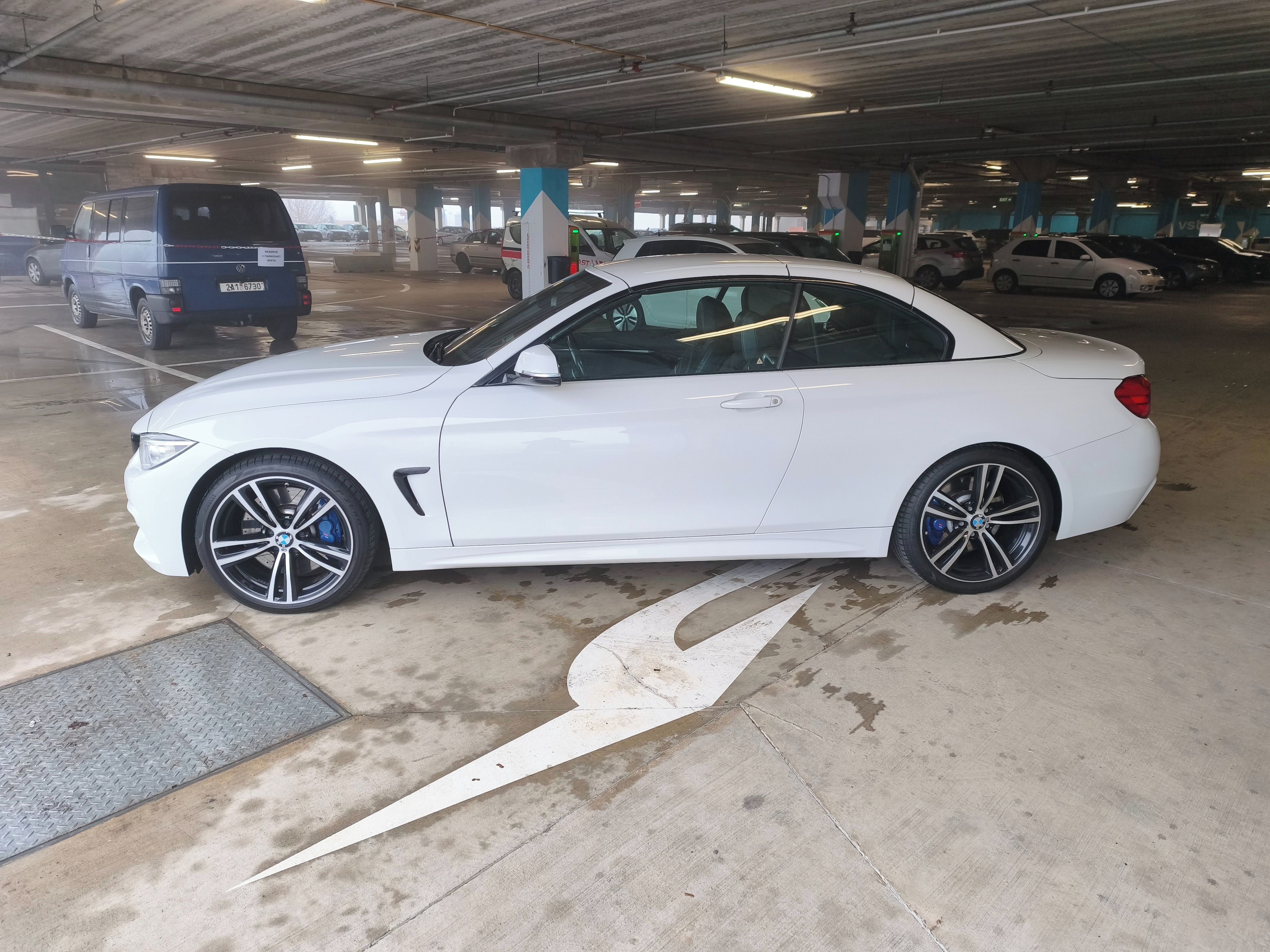 BMW Řada 4, HUD*ACC*Automat*kůže*tažné!! - fotka 4