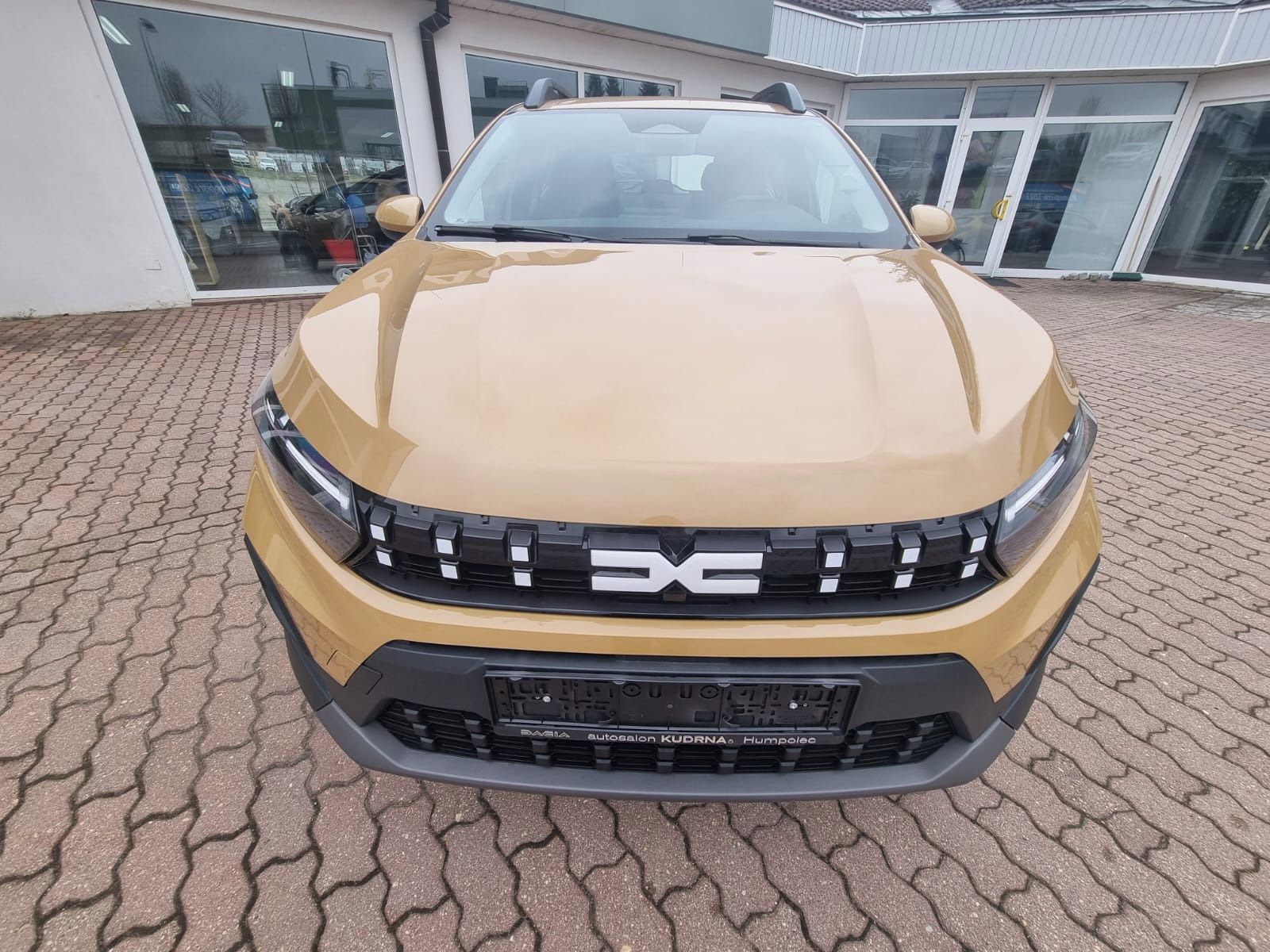 Dacia Sandero, Stepway Expression TCe 110 - fotka 2