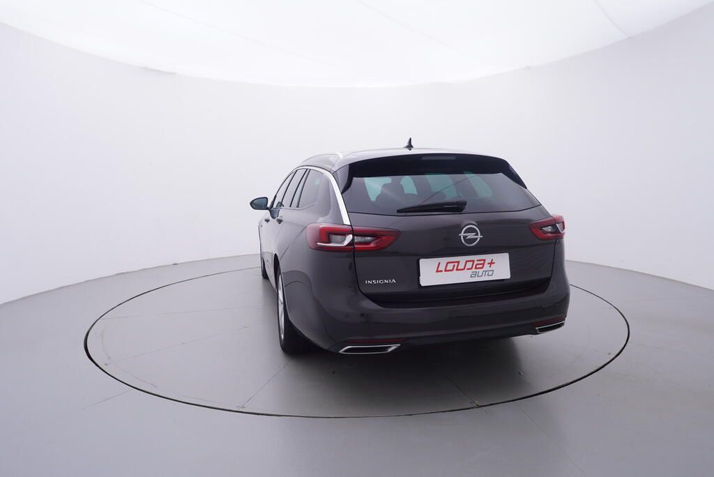 Opel Insignia, 2.0 Turbo 125 kW - fotka 4