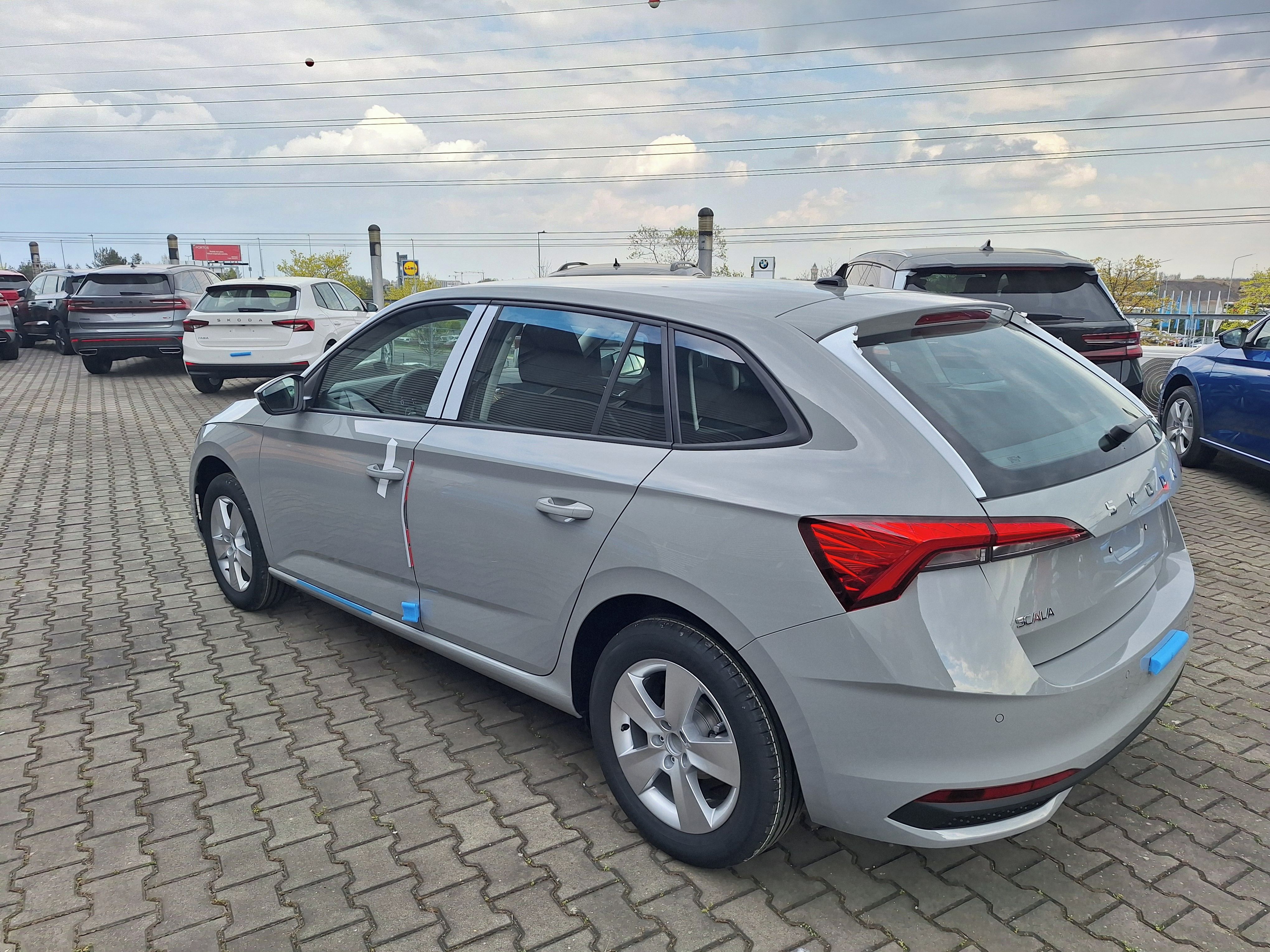 Škoda Scala, CLASSIC 1.0 TSI 70kW - fotka 3
