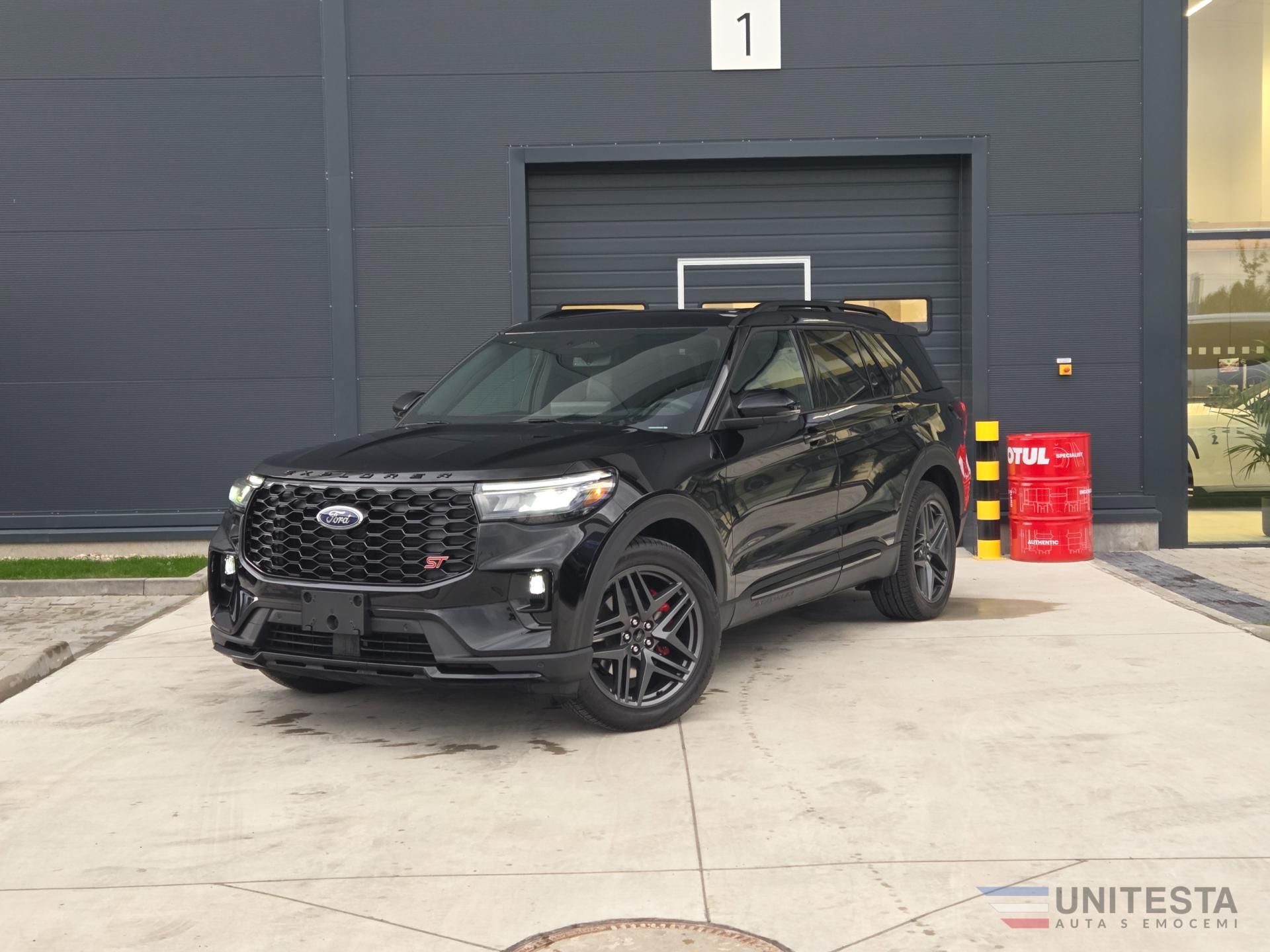 Ford Explorer, 2025 Explorer ST 4x4