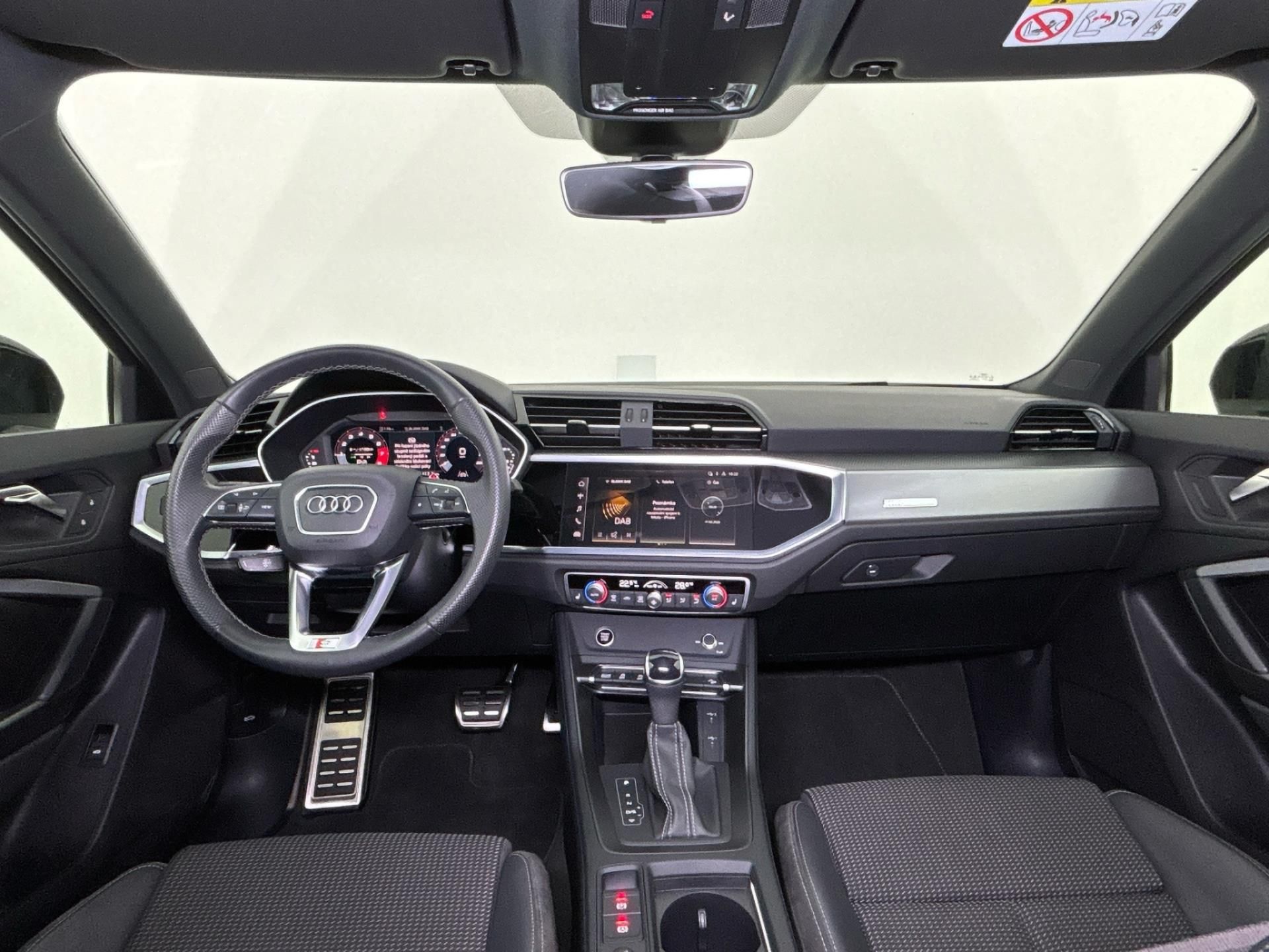 Audi Q3, 1.5 TFSi / 110 kW - fotka 5