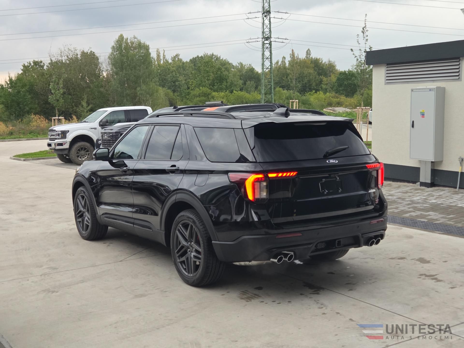 Ford Explorer, 2025 Explorer ST 4x4 - fotka 6