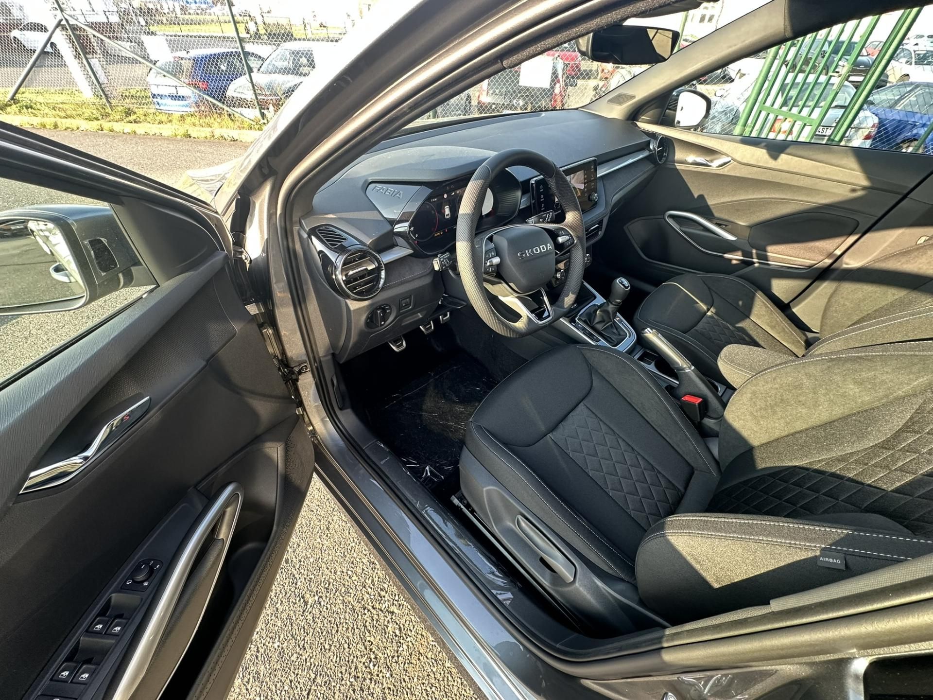 Škoda Fabia, DYNAMIC 1.0TSI 85kW - fotka 6