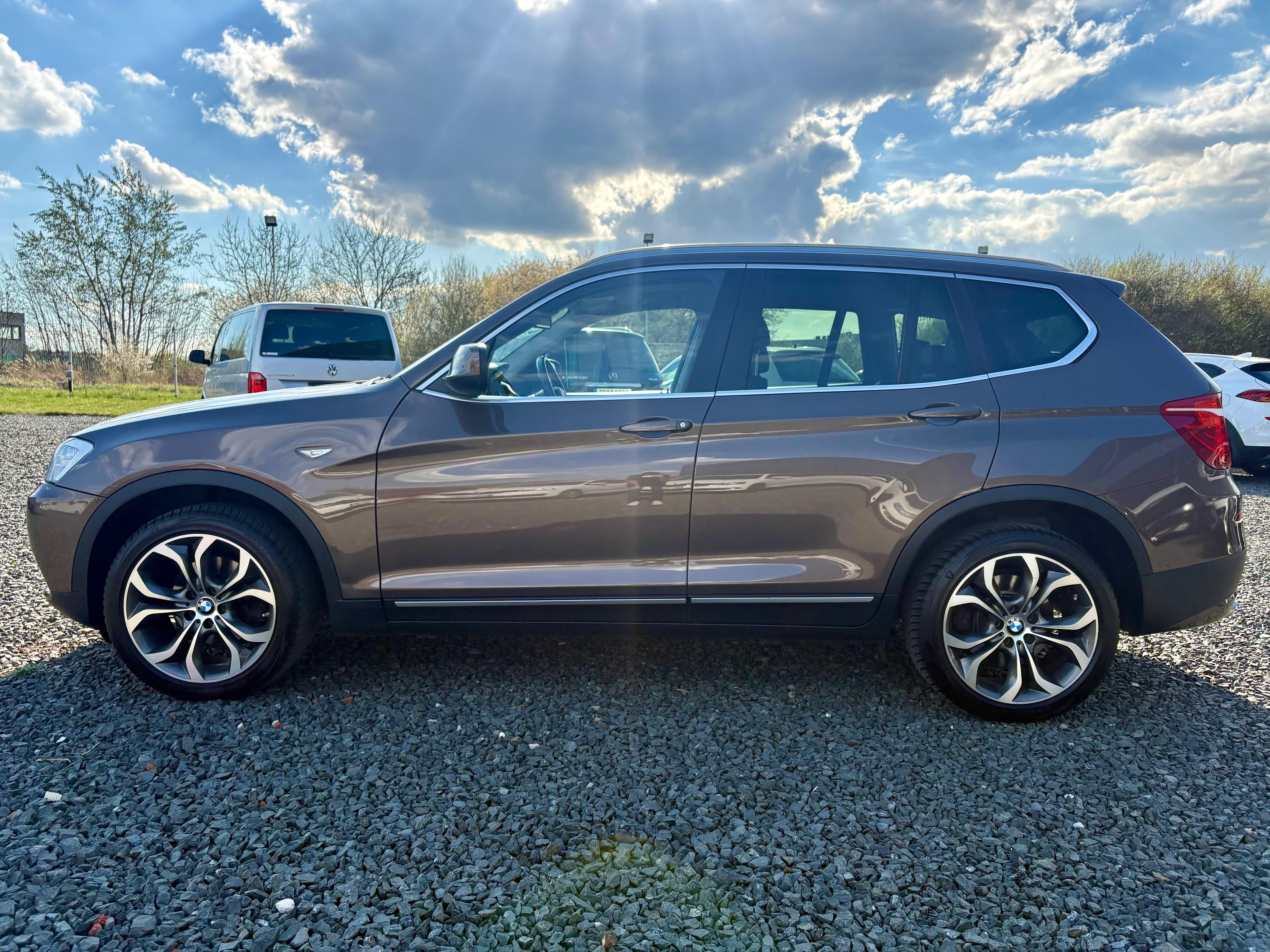 BMW X3, 2.0D 135kw XDrive Automat - fotka 5