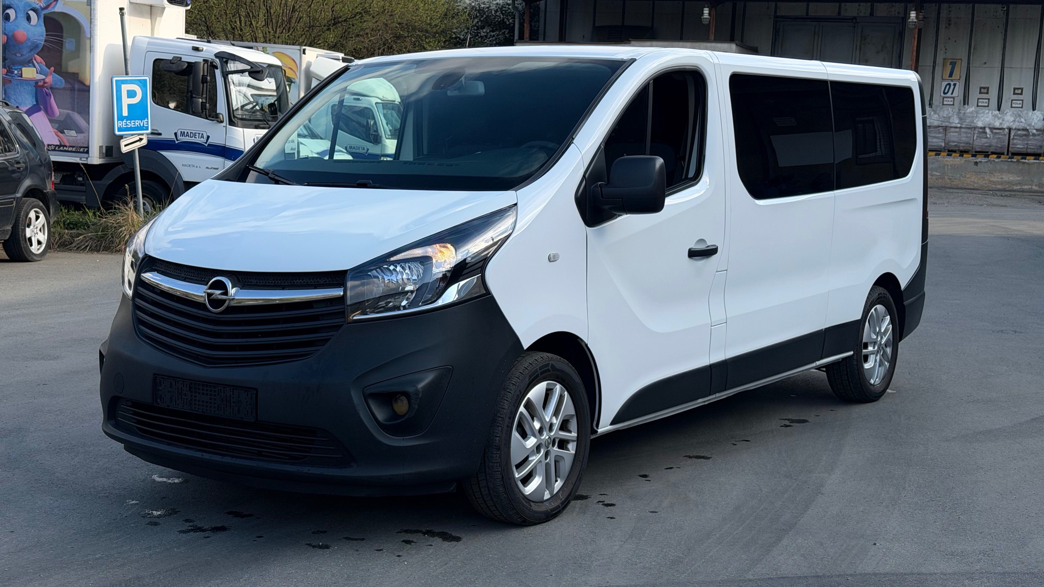 Opel Vivaro, 1.6 Biturbo Long 9mist