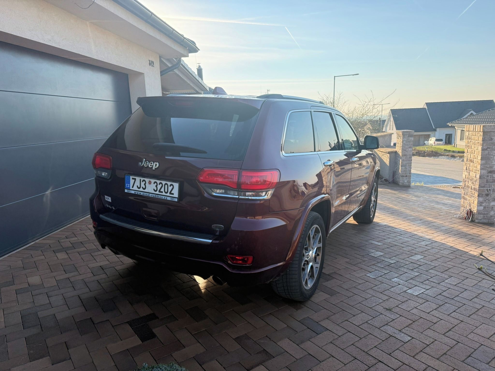 Jeep Grand Cherokee, 3.0CRDI 184KW CZ DPH - fotka 2