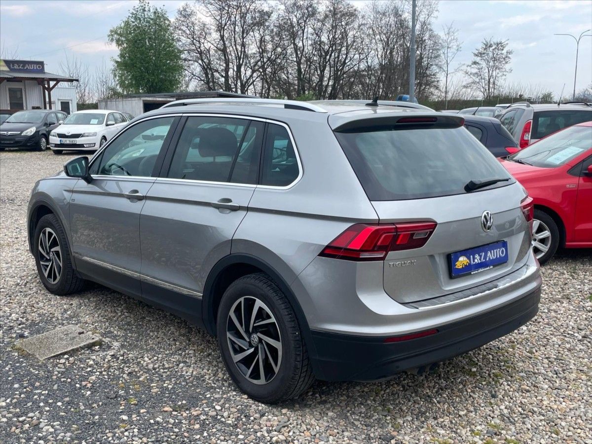 Volkswagen Tiguan, 2,0 TDI - fotka 4