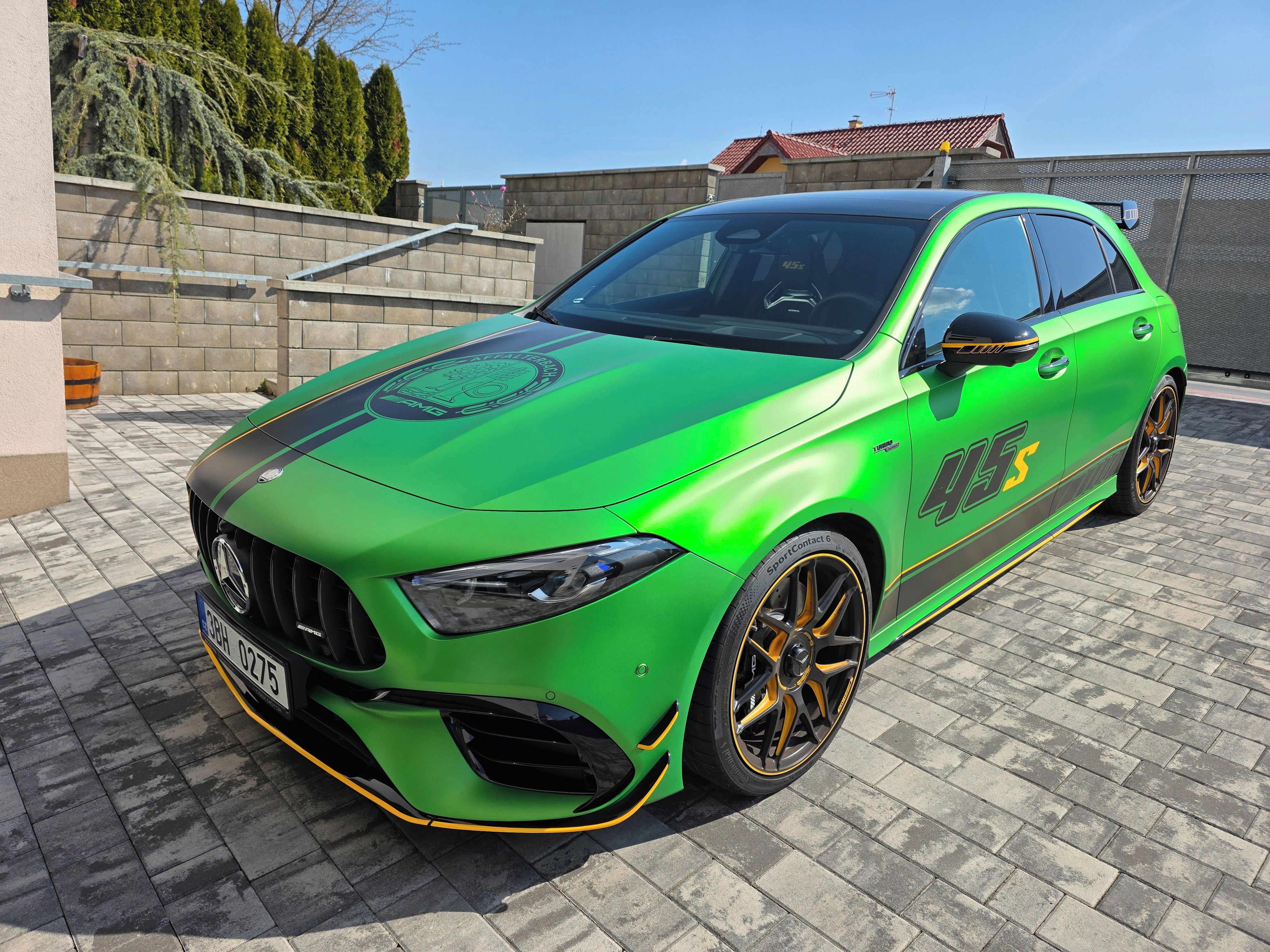 Mercedes-Benz Třídy A, A45S Green Hell Magno Edition - fotka 3