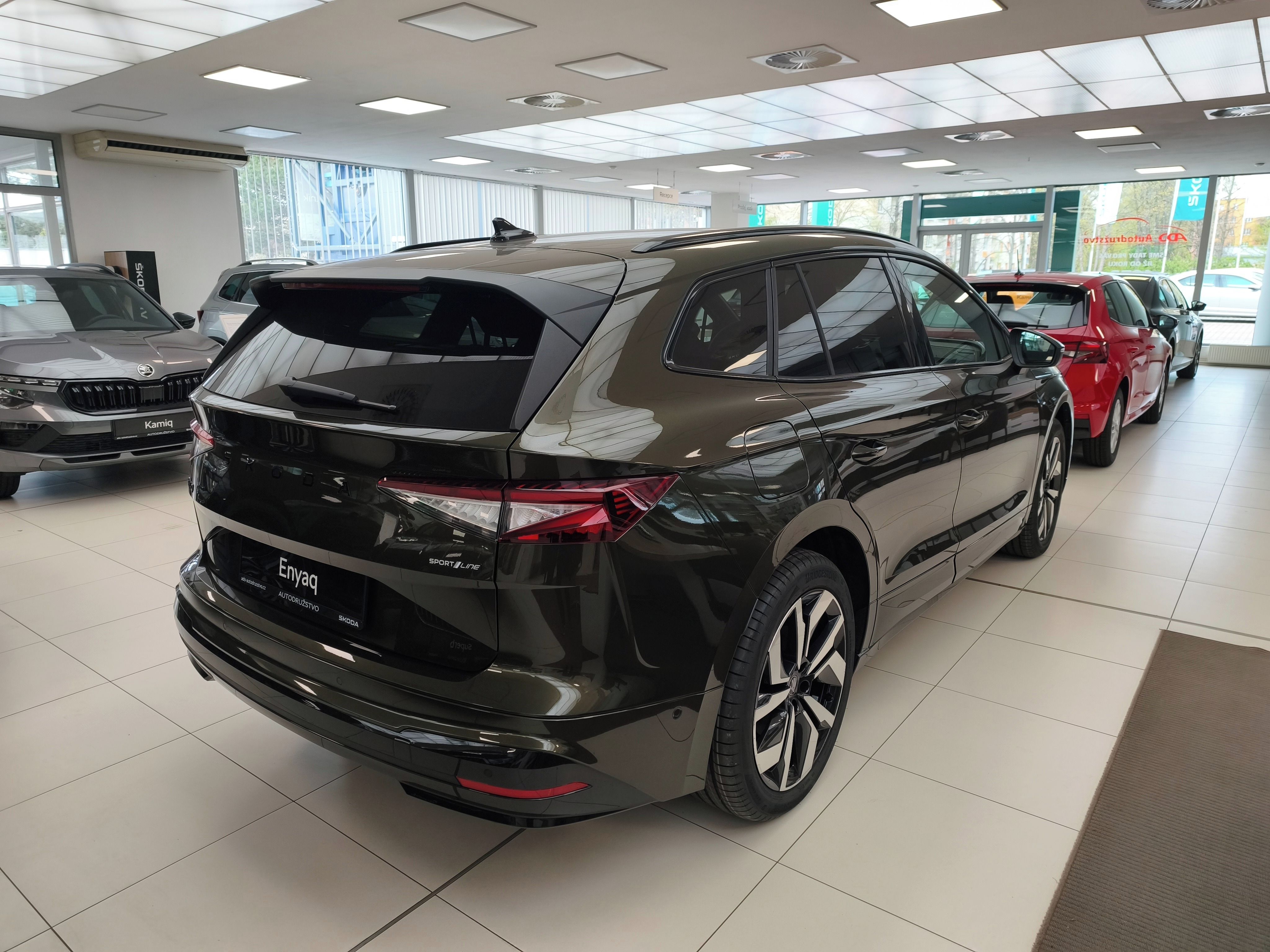 Škoda Enyaq, Sportl. 85x 210 kW 1° aut. 4x4 - fotka 5
