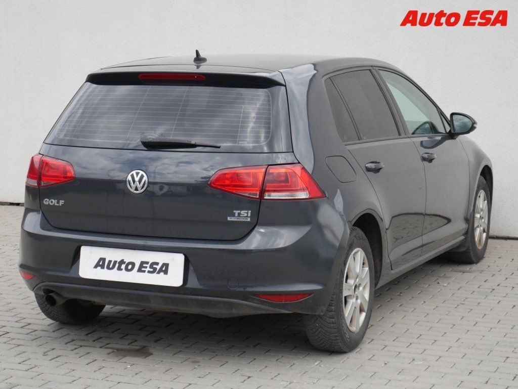 Volkswagen Golf, 1.2TSI,AC,výhřev sed - fotka 4