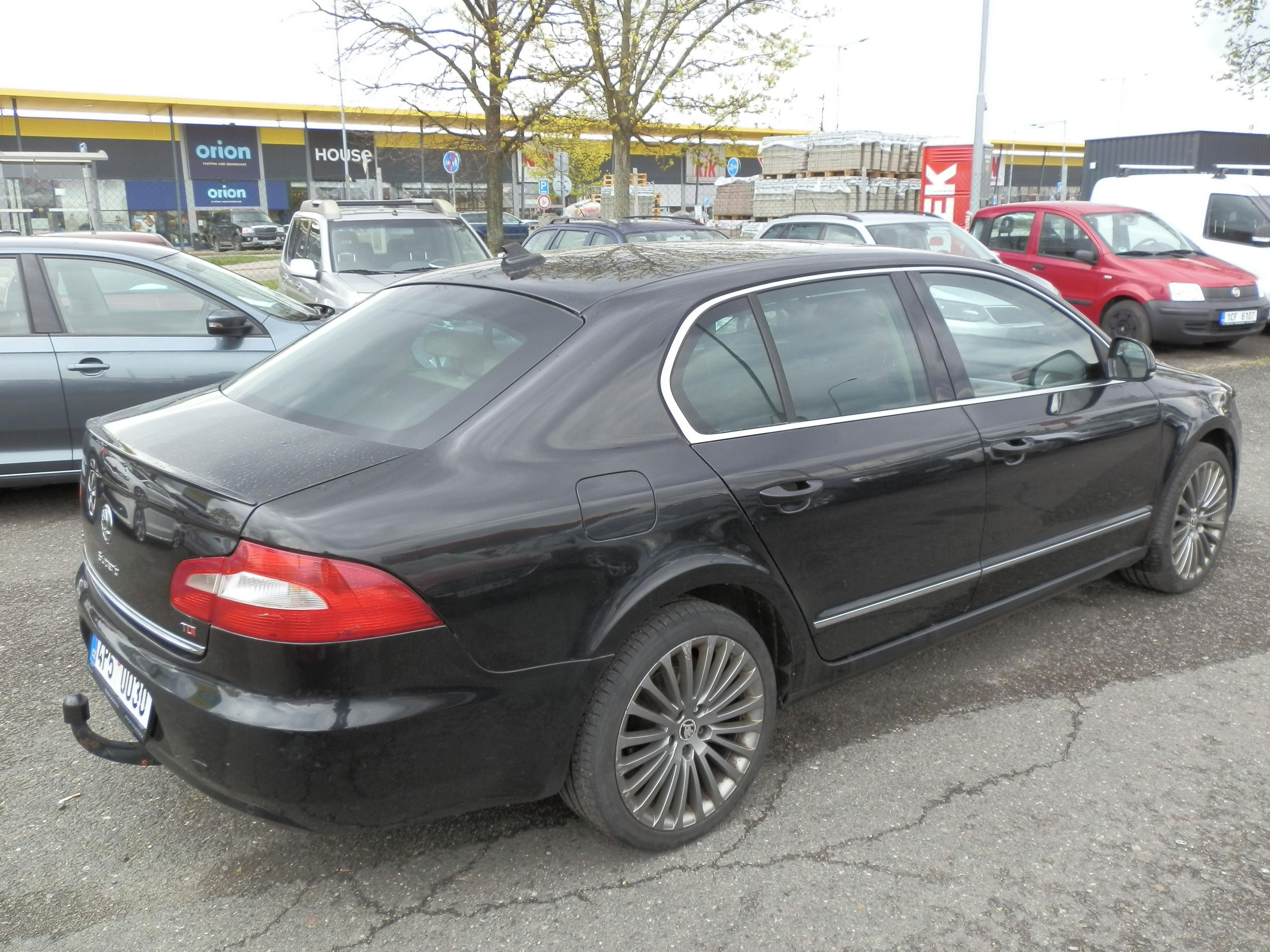 Škoda Superb, 2,0 TDi 4x4 - fotka 5