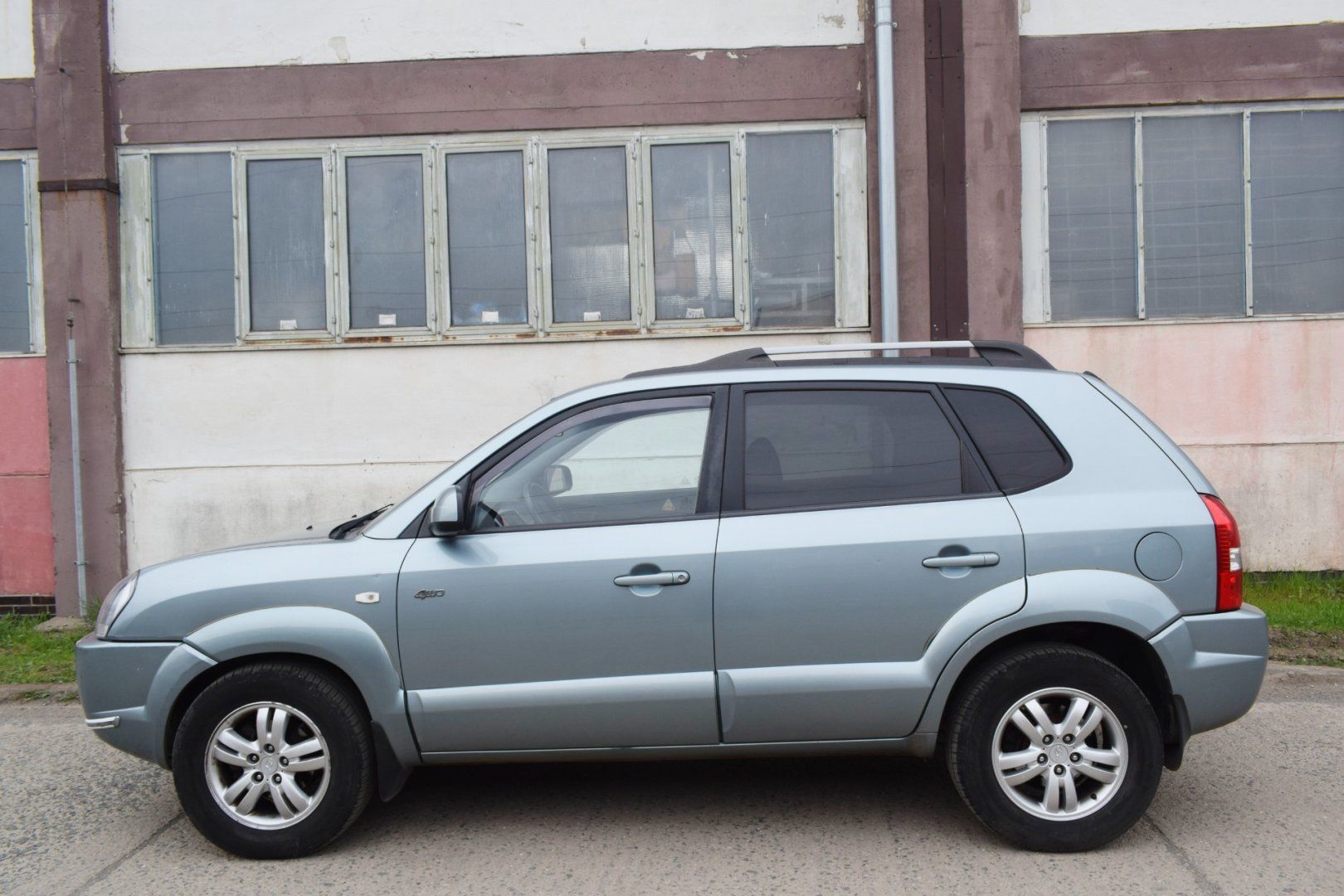Hyundai Tucson, 2.0 CRDi AWD/MANUÁL/AUT-KLIMA/ - fotka 3