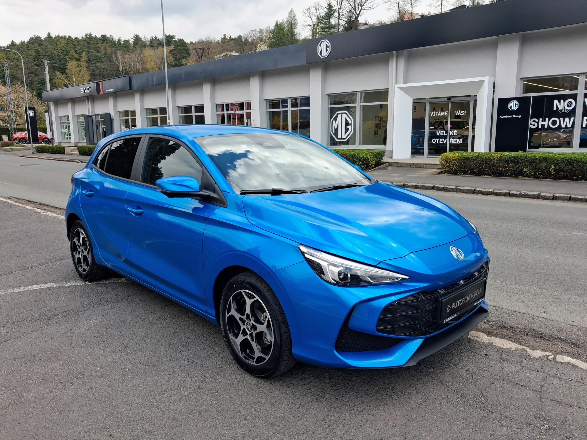 MG MG3, EXCLUSIVE Hybrid+ 143kW 4AT 4× - fotka 3