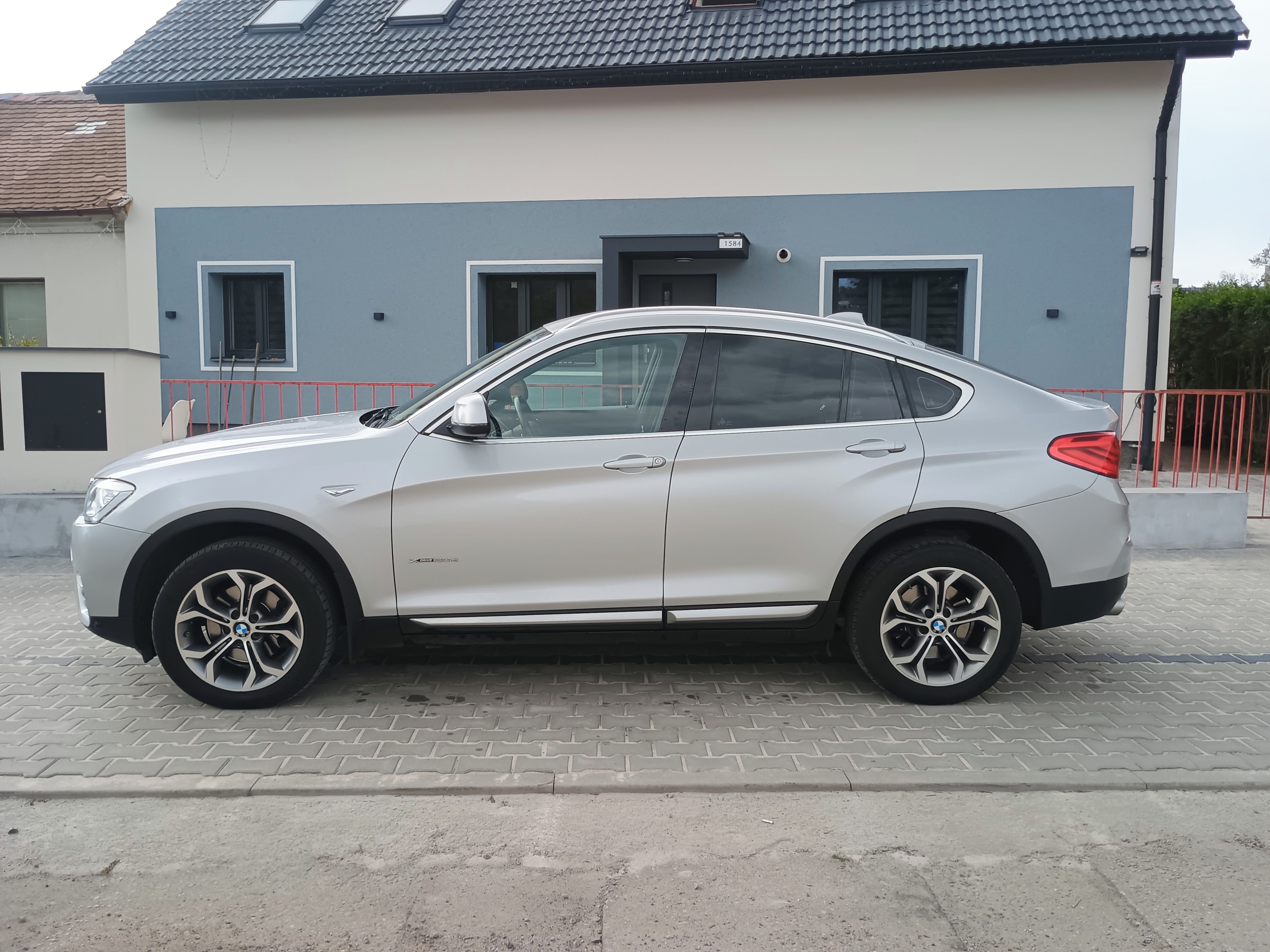 BMW X4, BMW X4 3.0D xDrive 190kW