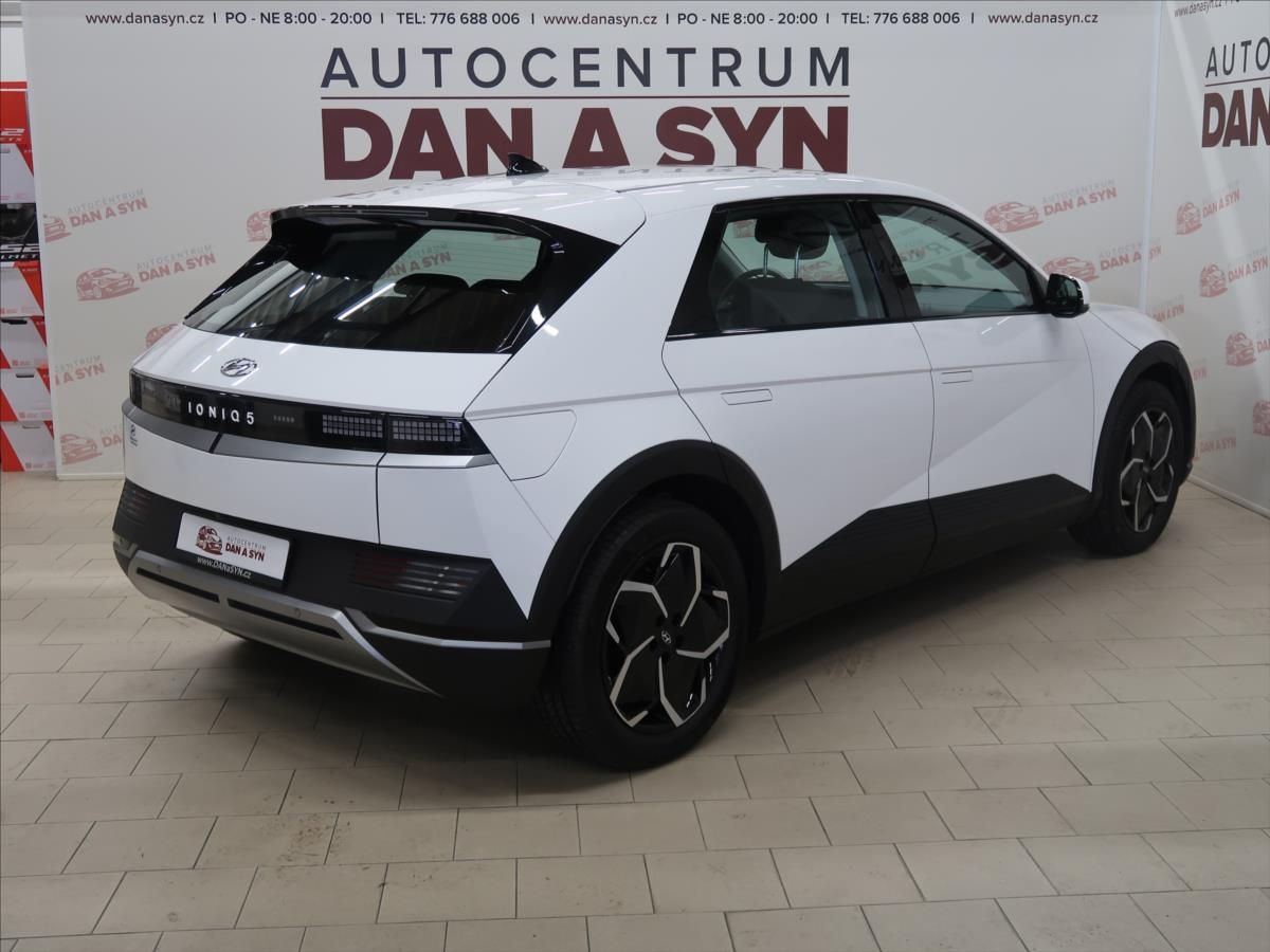 Hyundai Ioniq 5, Dynamiq ZÁNOVNÍ - fotka 4