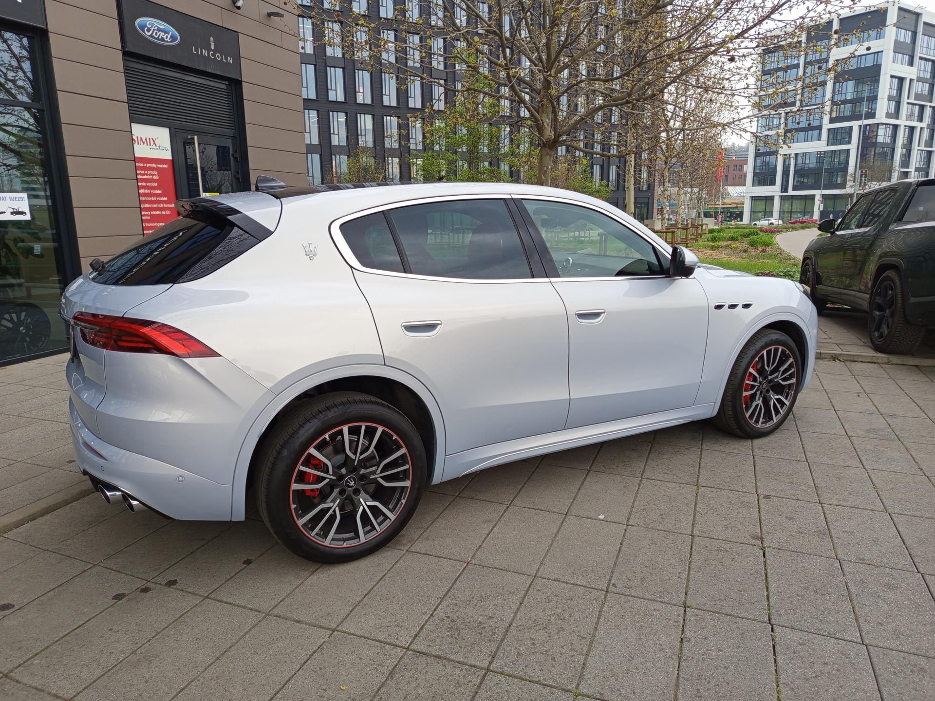 Maserati Grecale, GT, hybrid, rezervováno - fotka 3