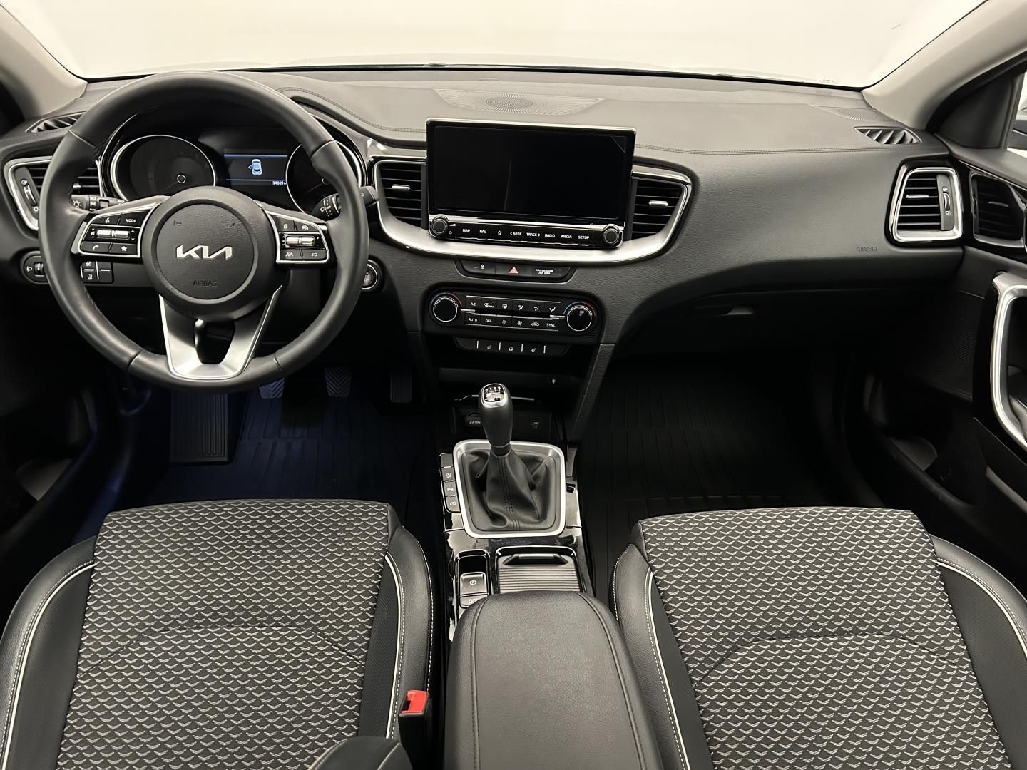 Kia XCee´d, 1.5T-GDi 118kW TOP (2021) - fotka 5