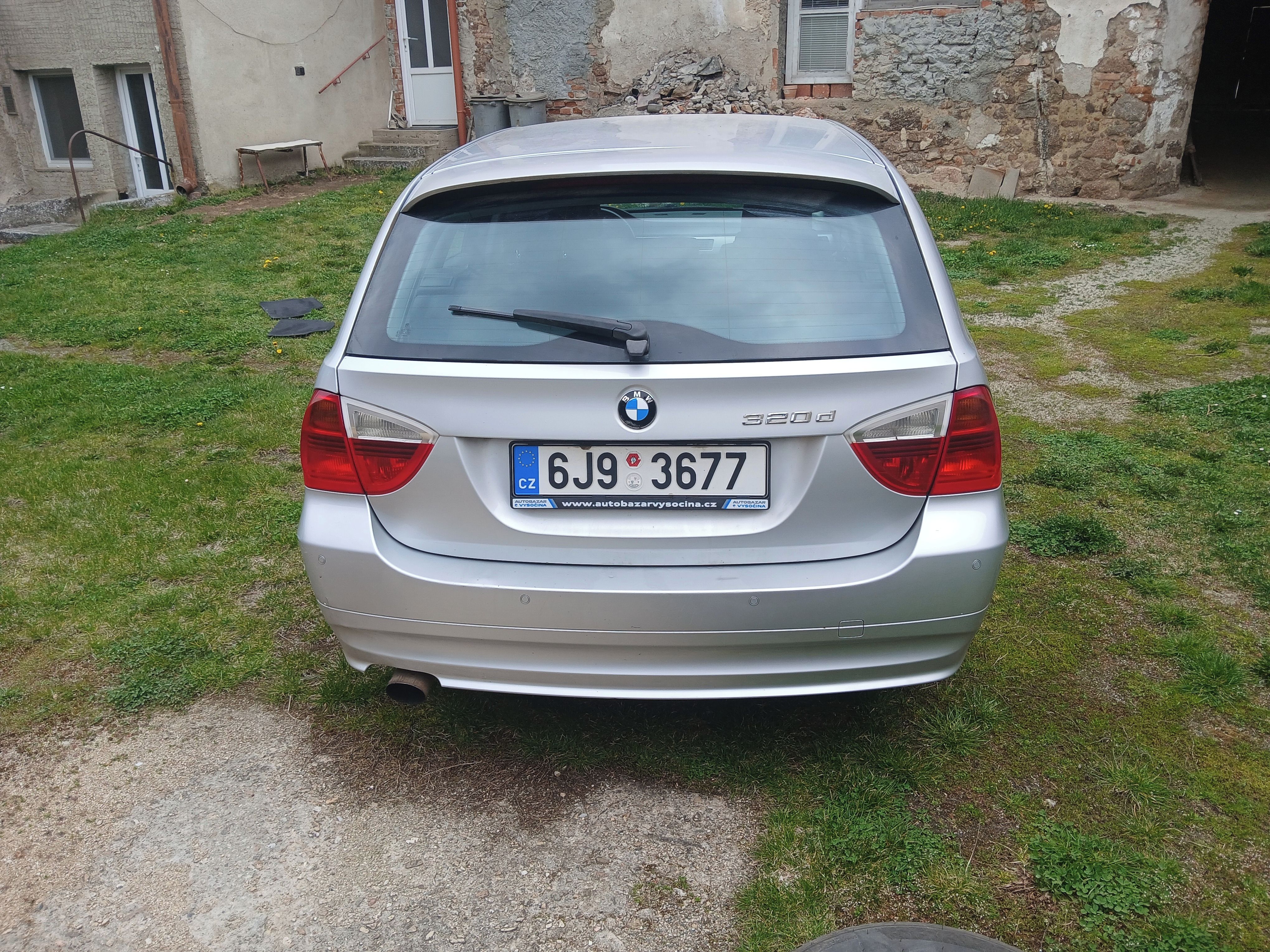 BMW Řada 3 - fotka 4