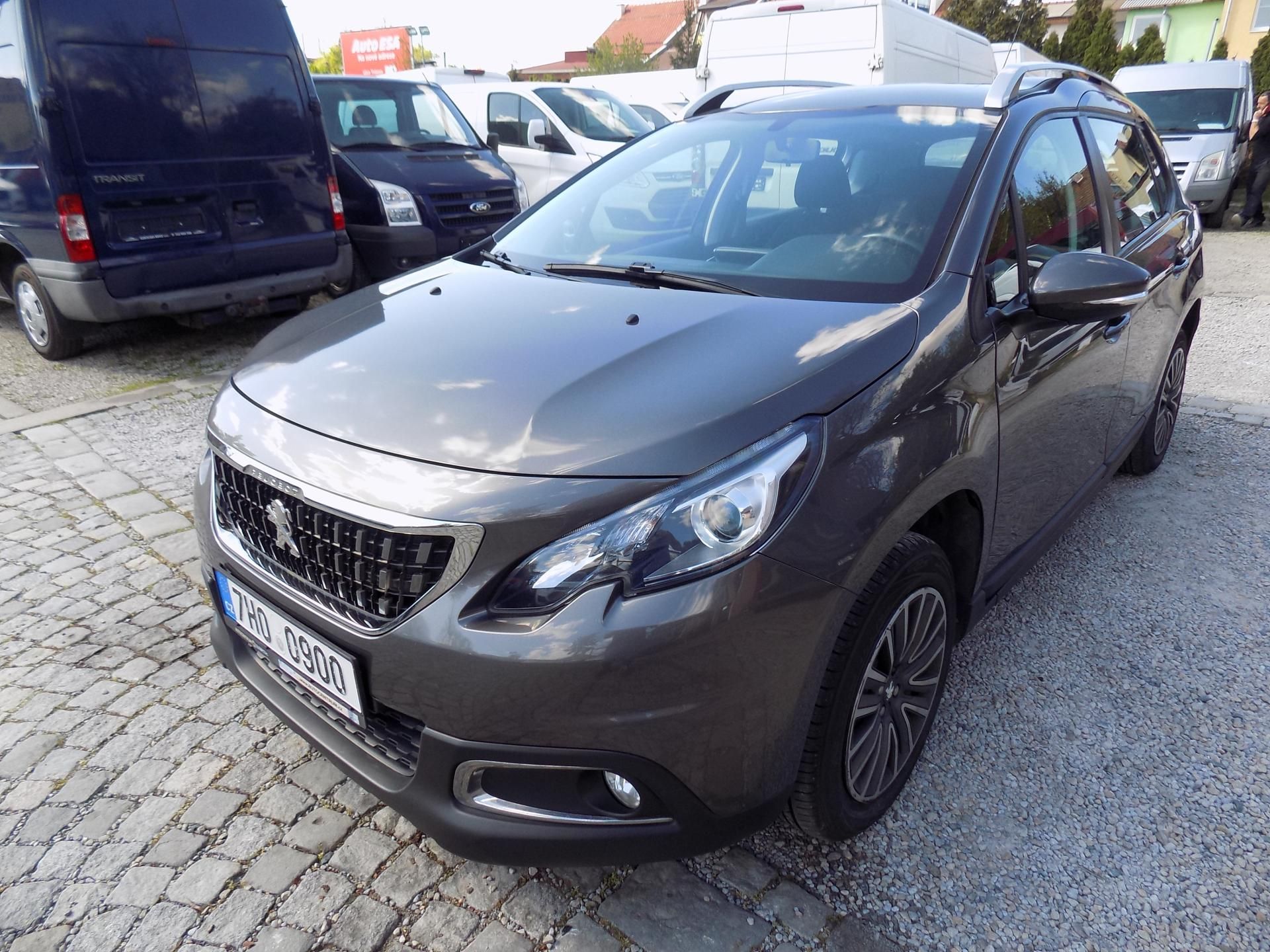 Peugeot 2008, 1,2I 60 KW ACTIVE, TAŽNÉ, ČR