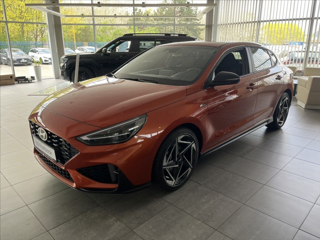 Hyundai i30, 1,5 T-GDi MT  Fastback N Line - fotka 3