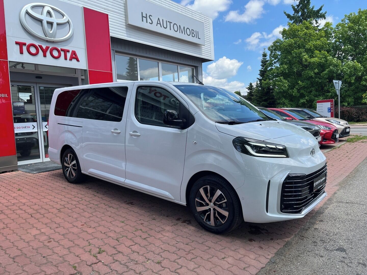 Toyota Proace Verso, Proace Verso 5D L2 2.0D 144 - fotka 6