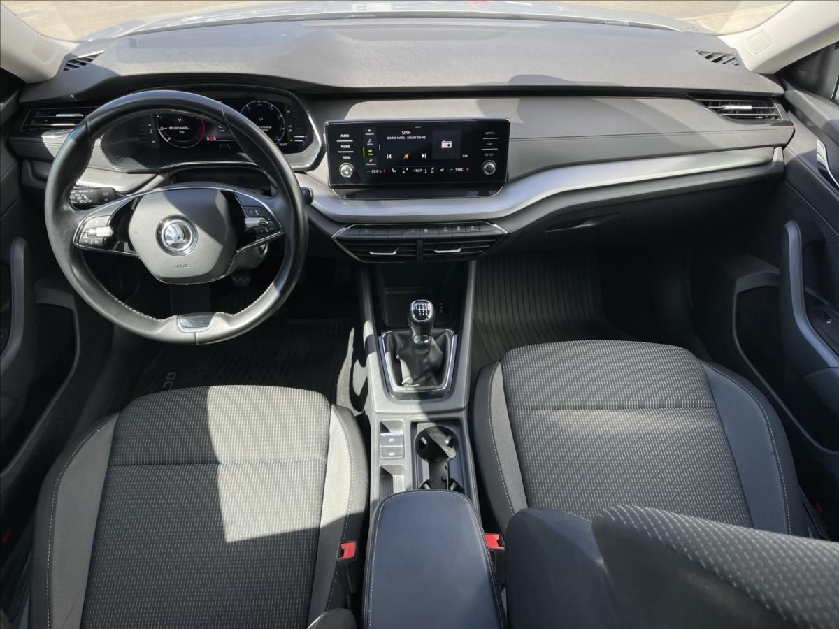 Škoda Octavia, 2,0 TDI Combi Ambition Plus - fotka 6