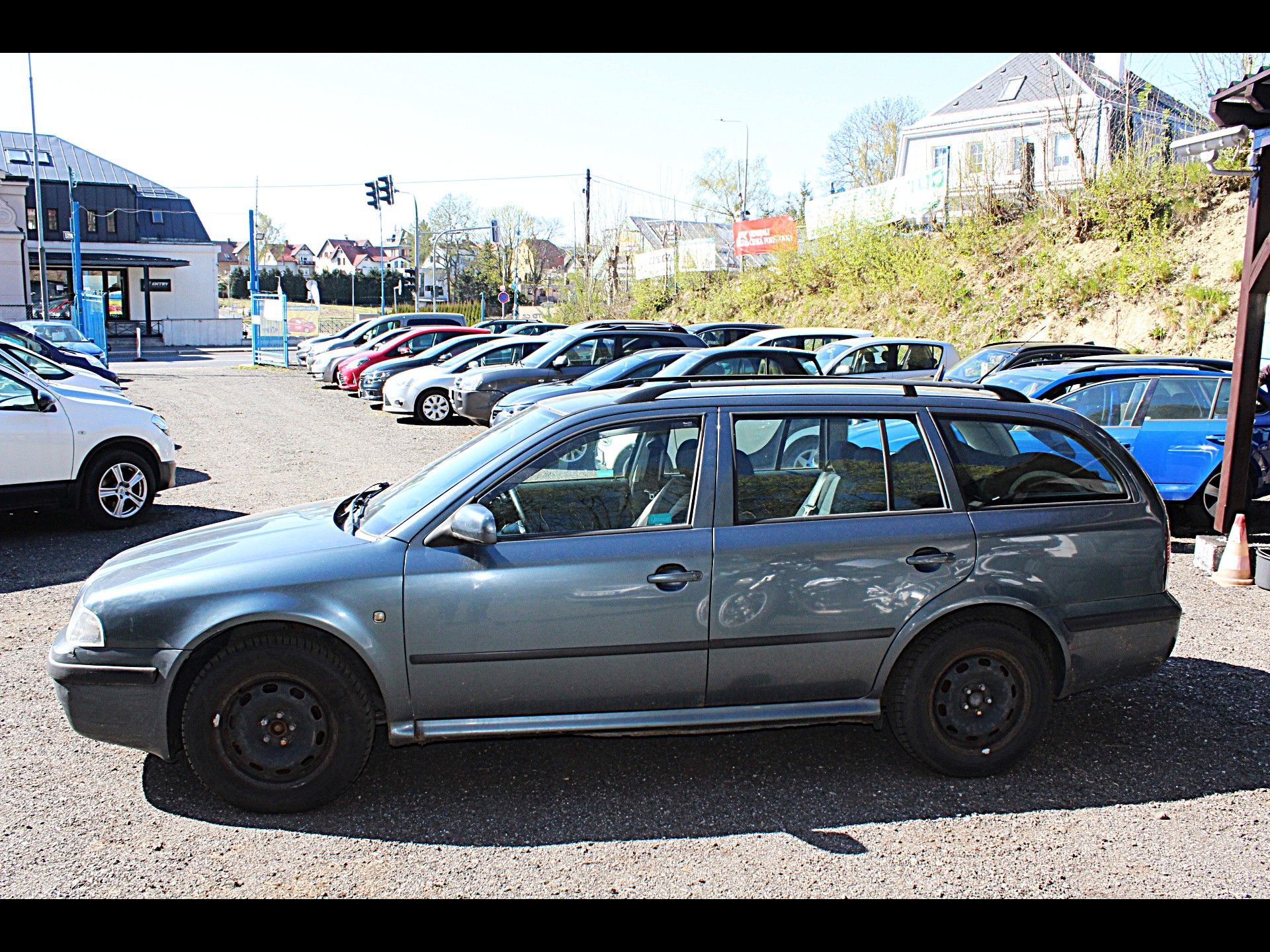 Škoda Octavia, Kombi 1.9 TDi 66 kW - fotka 5