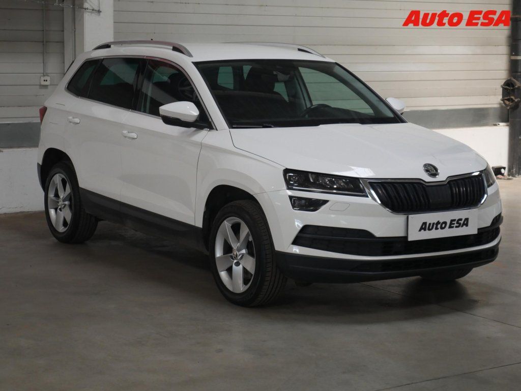 Škoda Karoq, 1.5TSI,ČR,navi,LED