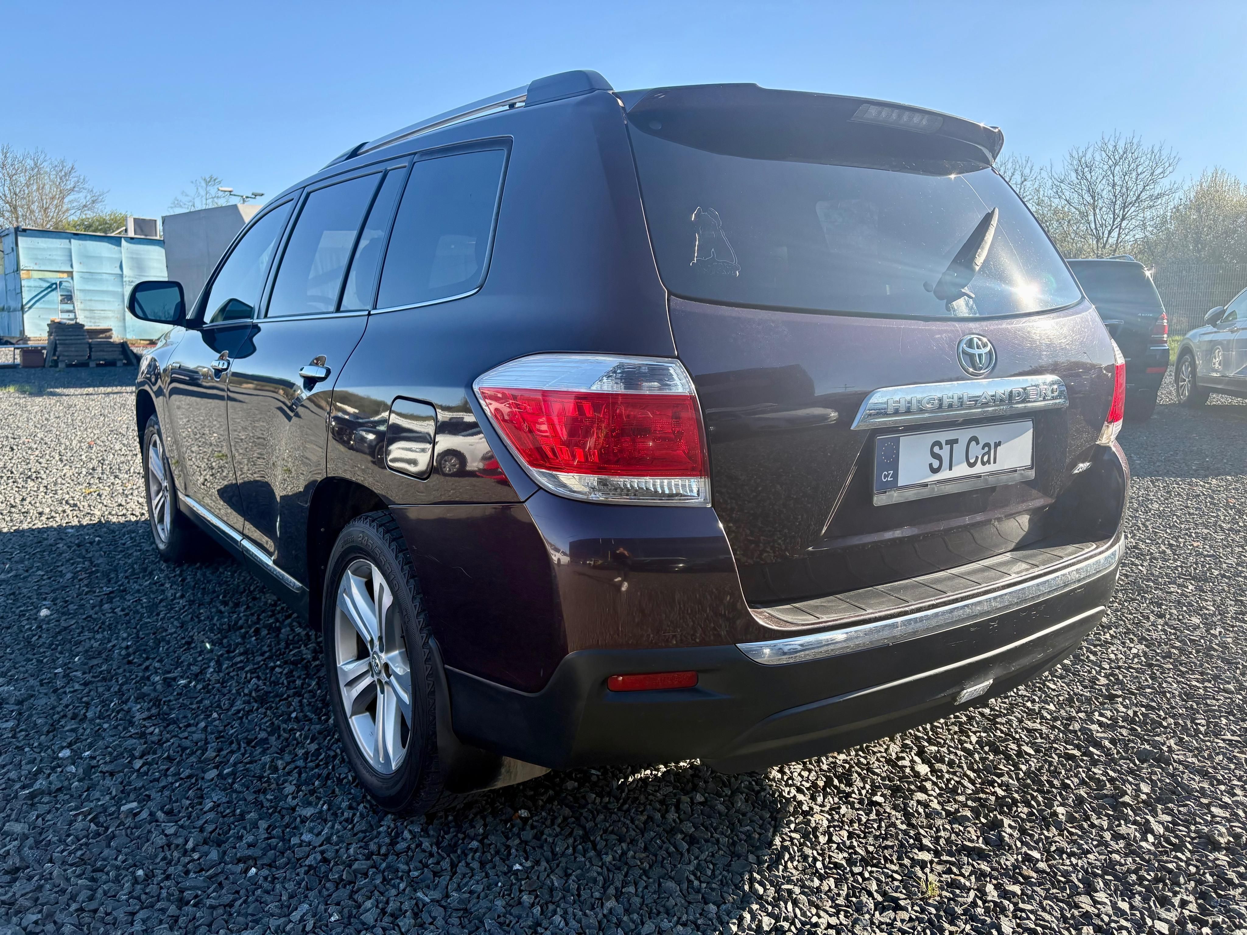 Toyota Highlander, 3.5i V6 203kw LPG Aut 7míst - fotka 6
