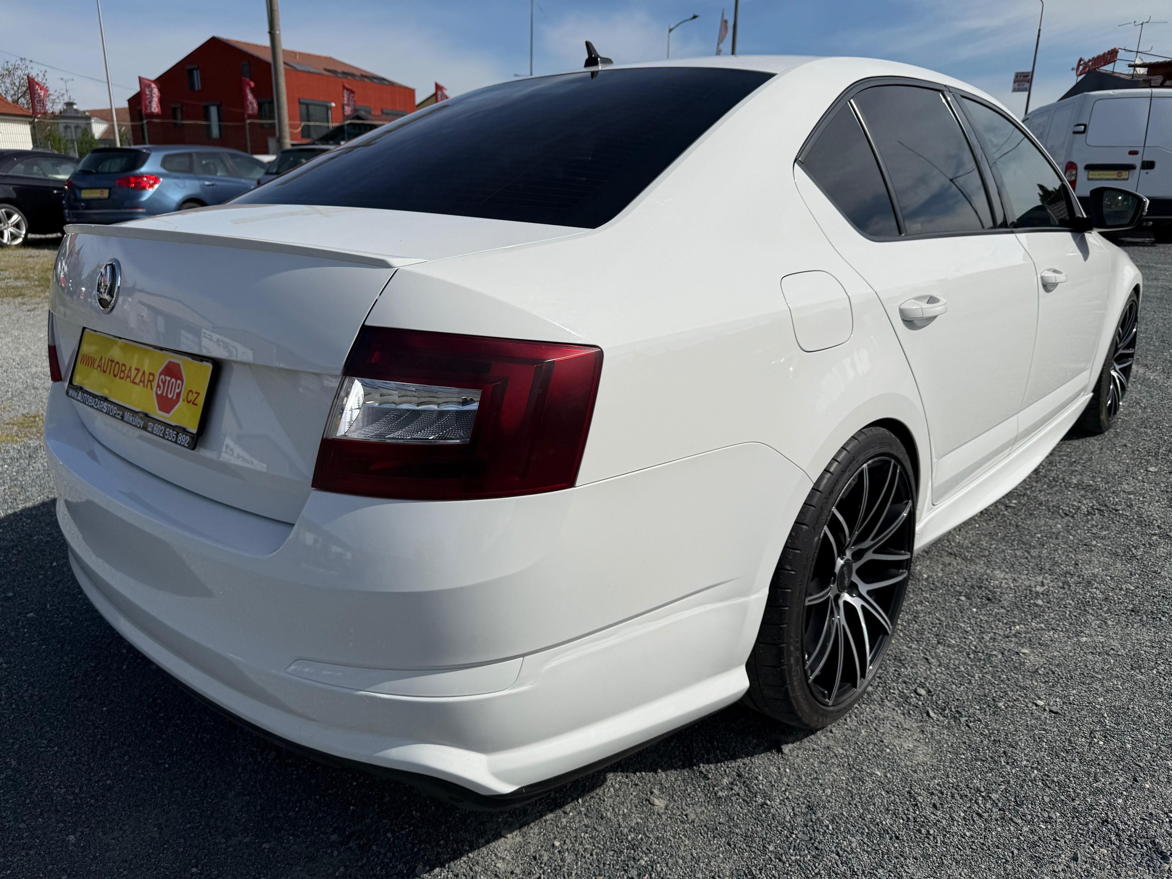 Škoda Octavia, 1.8 TSI 132 kW SPORTLINE CZ - fotka 6