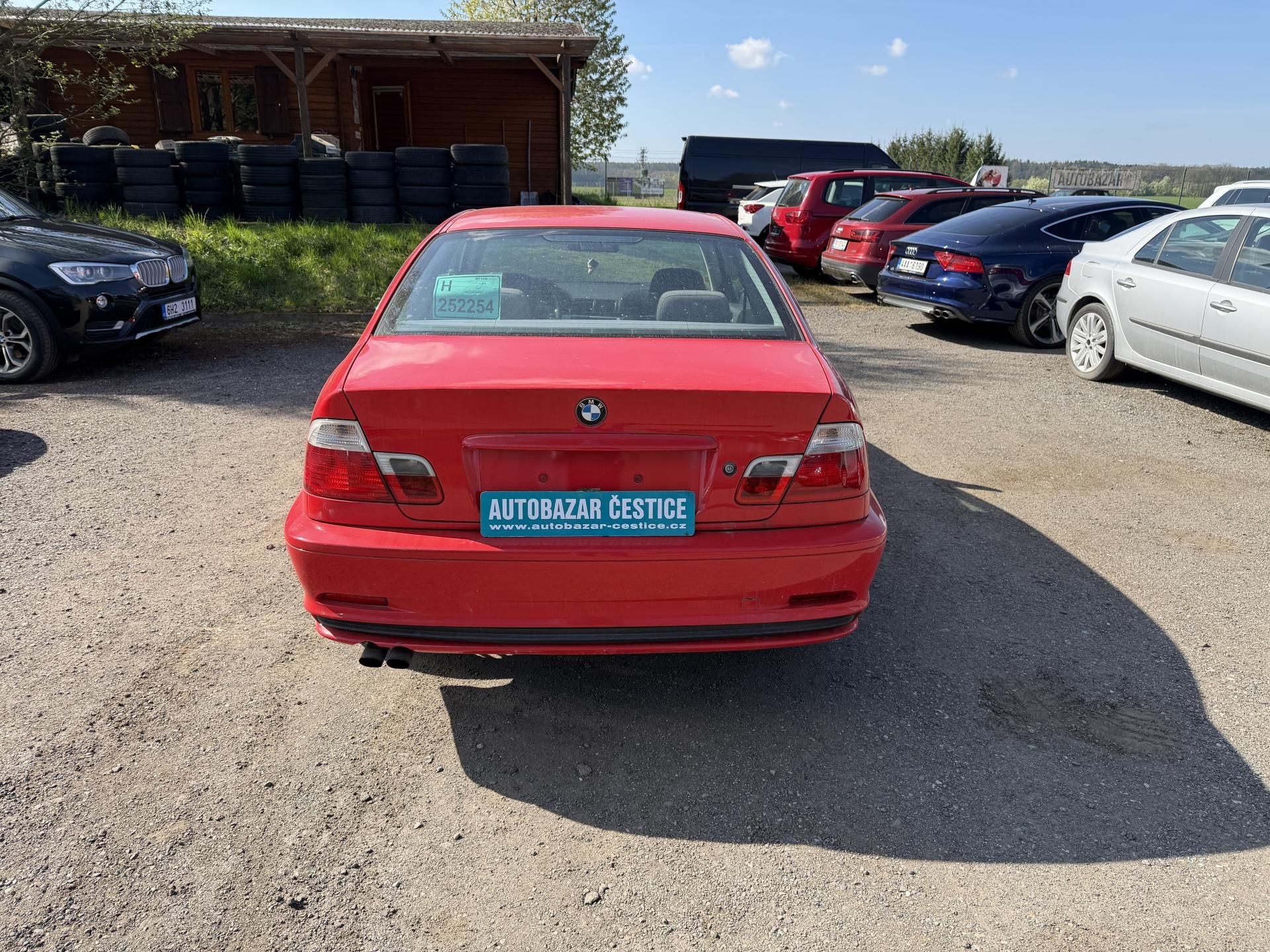 BMW Řada 3, 323i - fotka 5