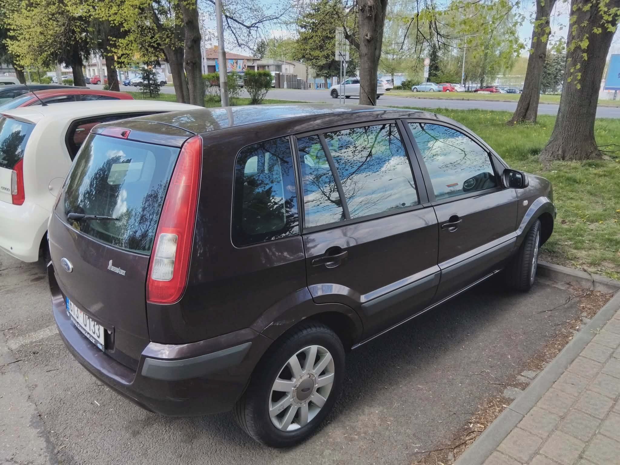 Ford Fusion, 1,4 benzín - fotka 3