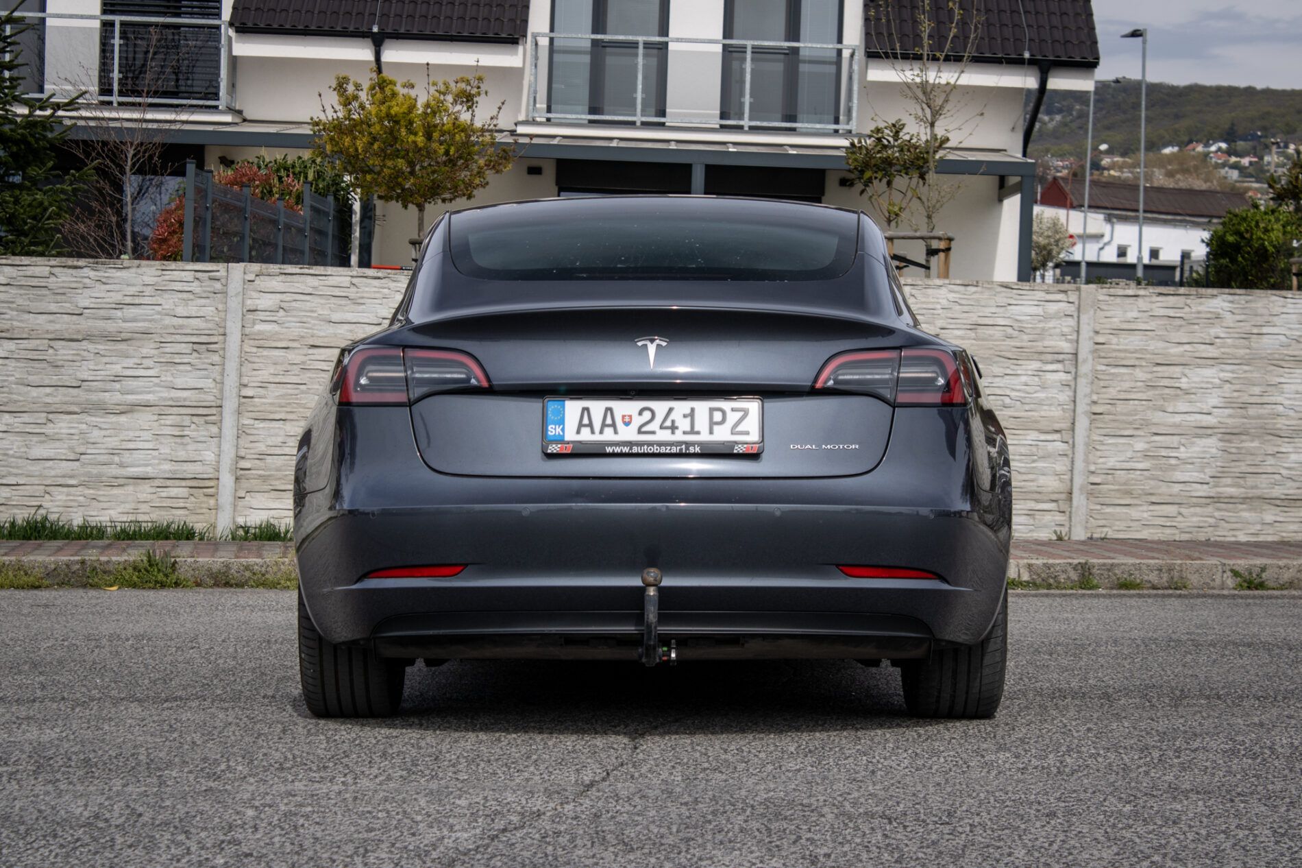 Tesla Model 3 - fotka 6
