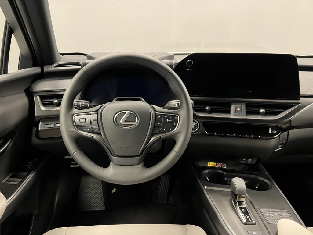 Lexus UX 300h, 300H 2,0 HEV F SPORT DESIGN - fotka 4