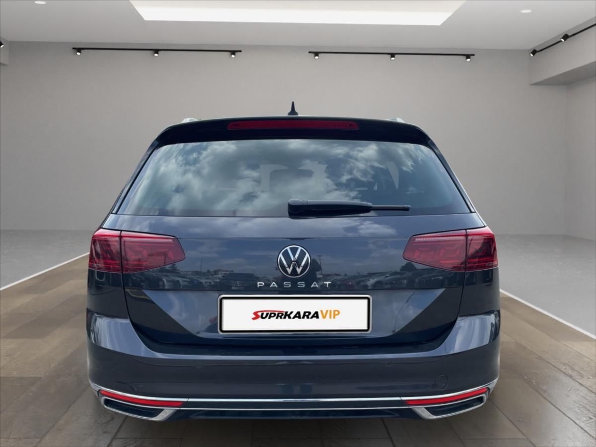 Volkswagen Passat, 2,0 TDi DSG Matrix Alcantara - fotka 6