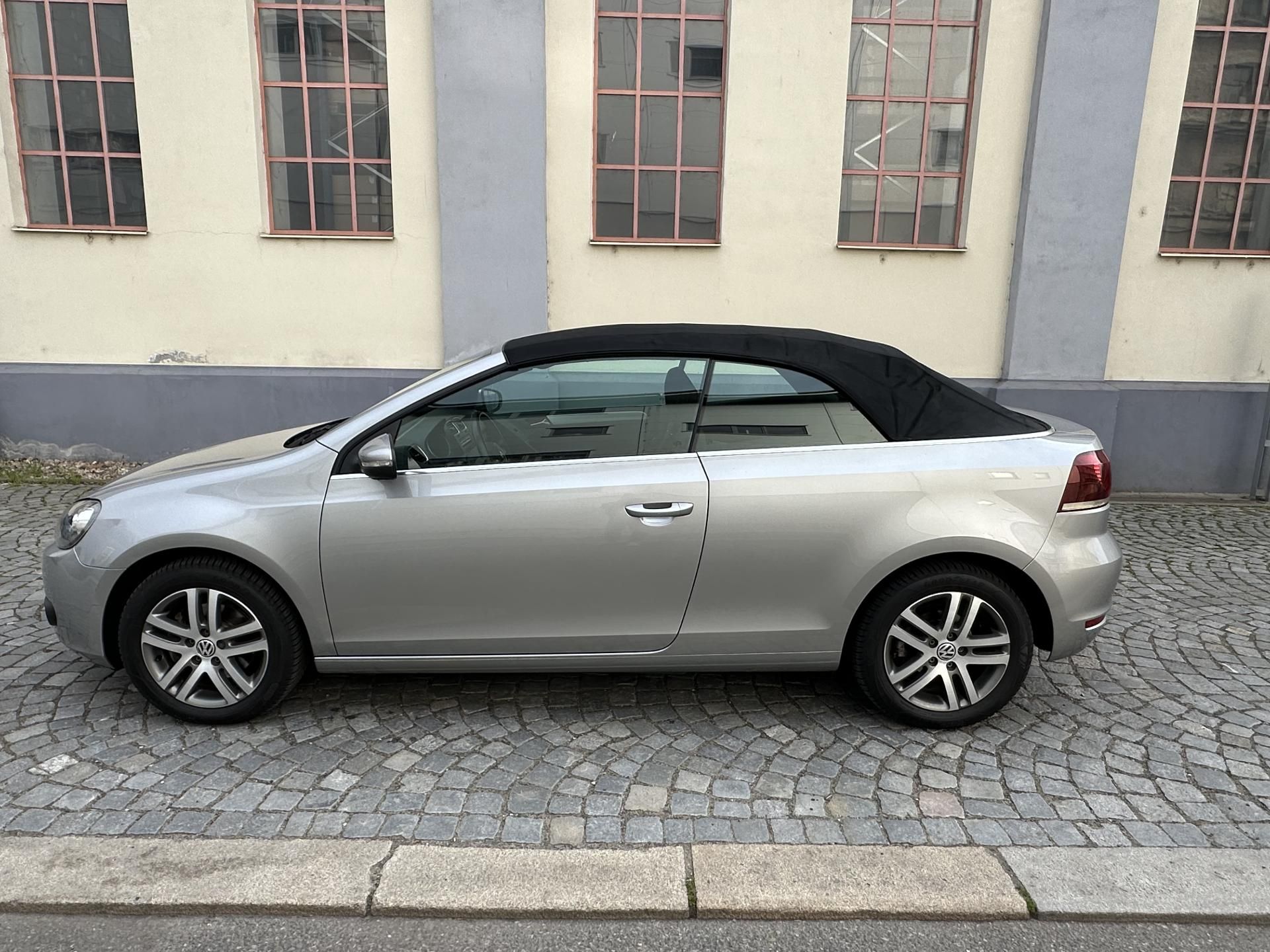 Volkswagen Golf, Cabrio 1,4 TSI - fotka 5