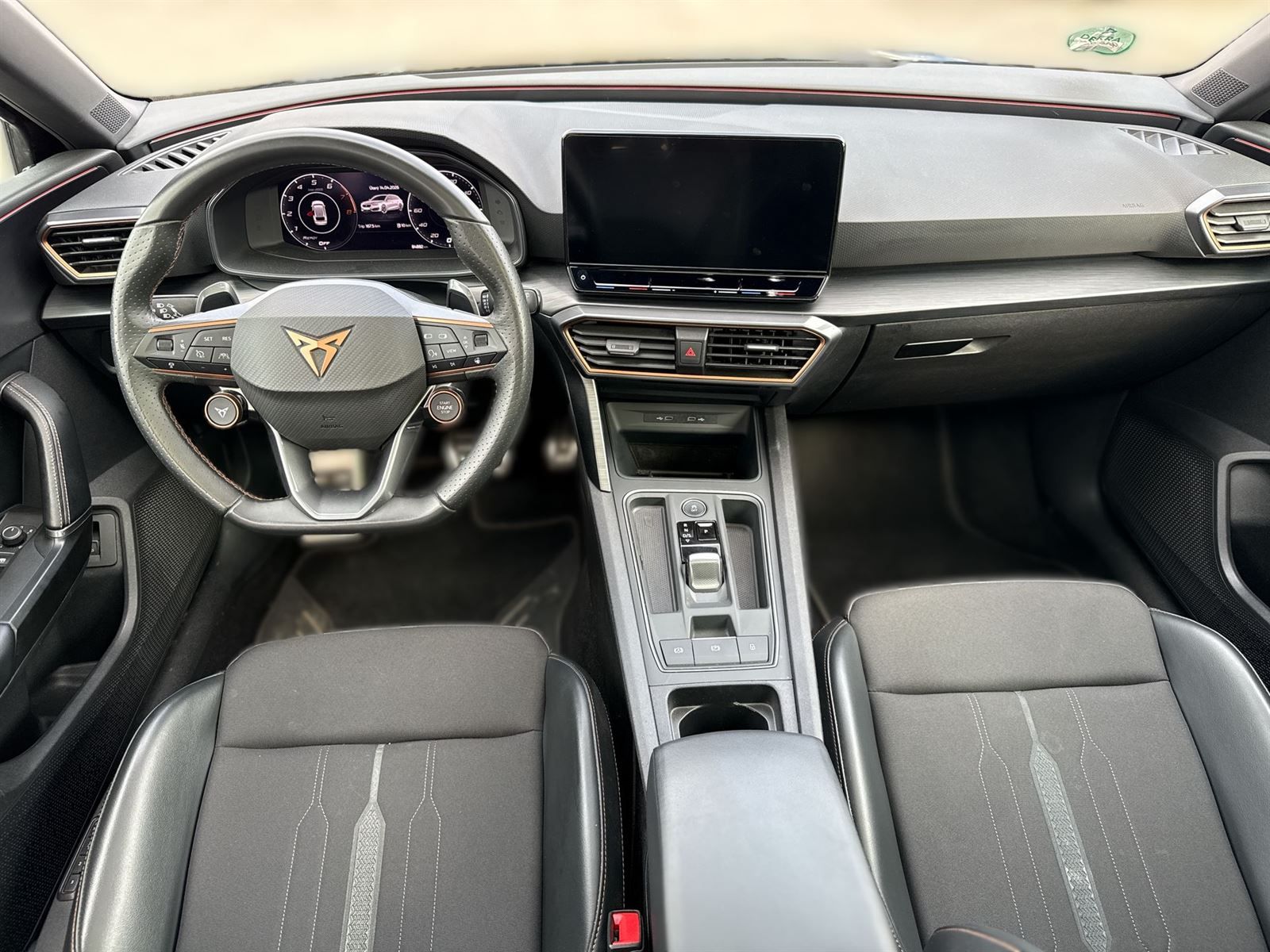 Cupra Leon, SP 2.0 TSI 4Drive DSG VZ - fotka 5