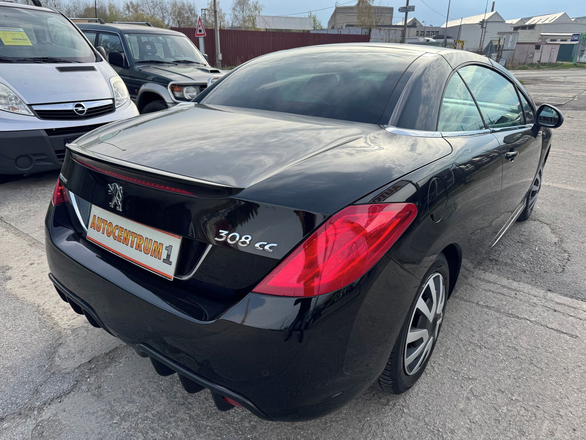 Peugeot 308, 1,6 hdi 82 kW Cabrio - fotka 6
