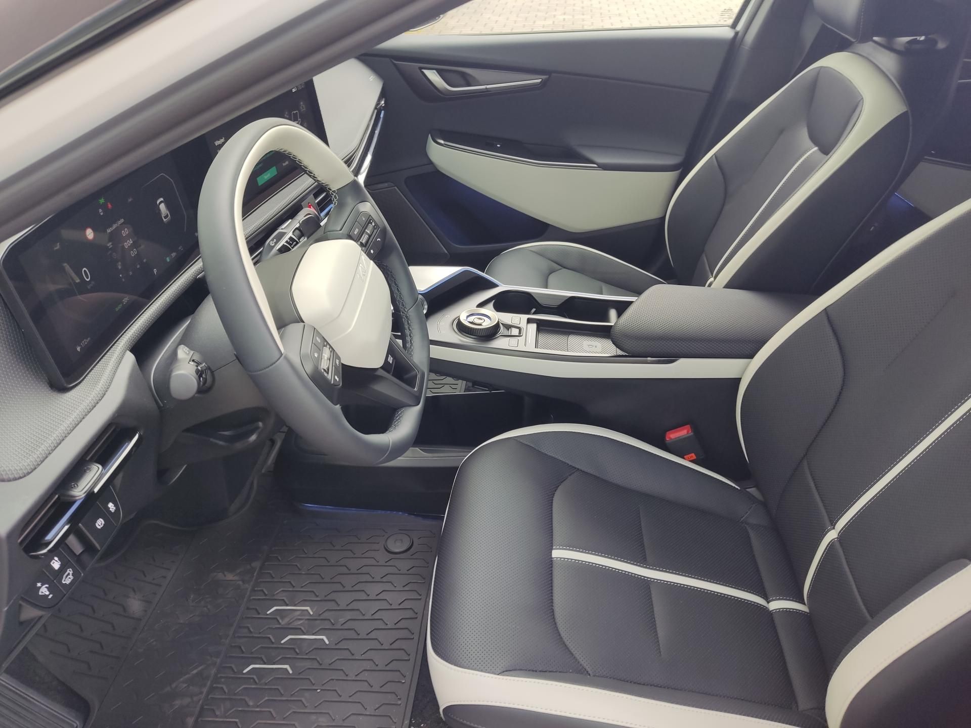 Kia EV6, GT-LINE 4X4 239 KW + 84 KWH - fotka 4