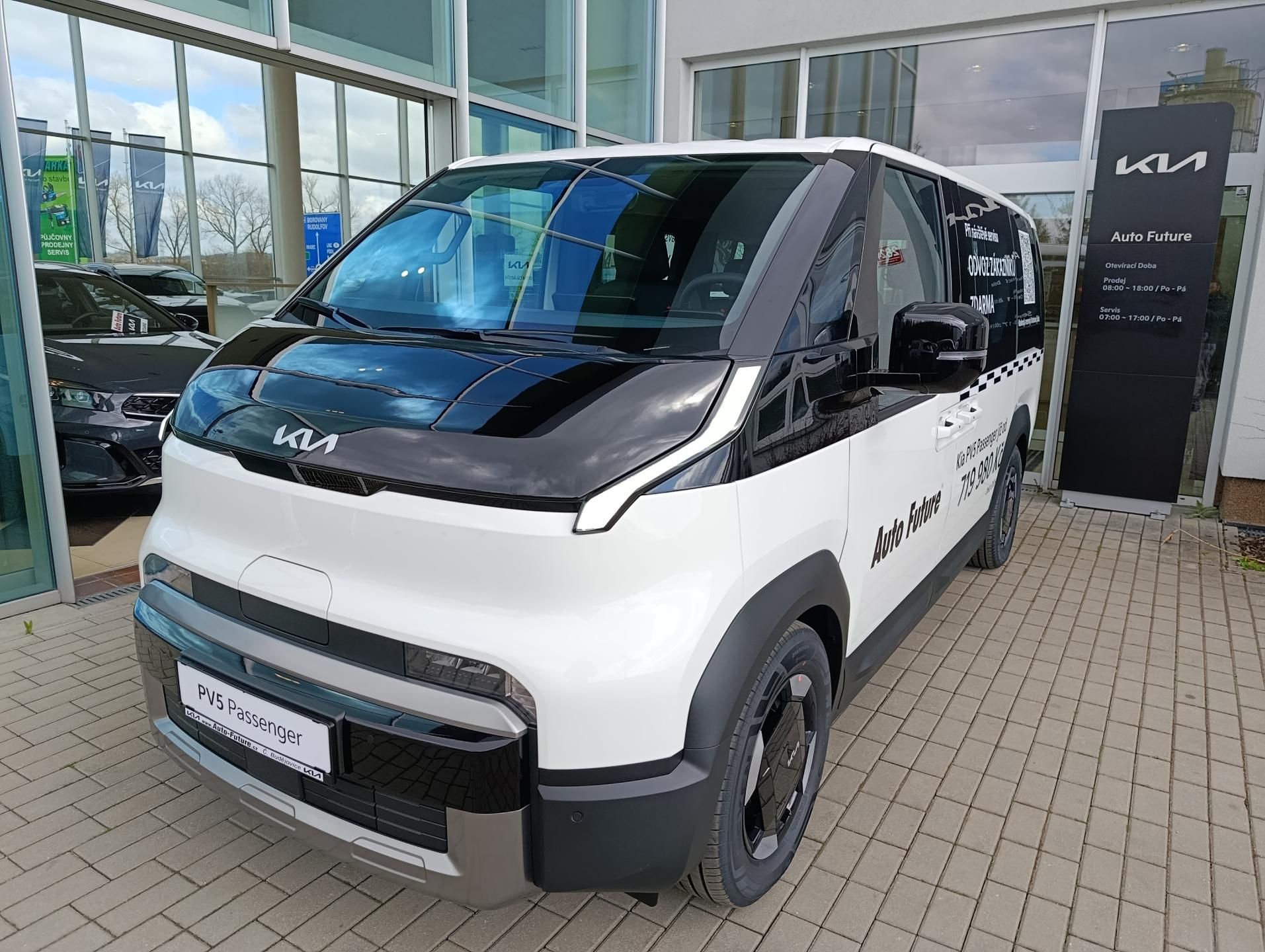 Kia PV5, PV5 SW1 5P 4x2 PLUS 120 kW