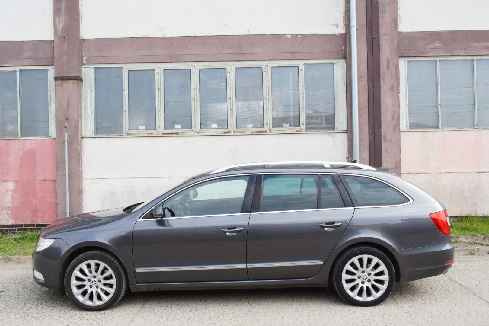 Škoda Superb, II 1.8TSi KOMBI/DSG/ČR/191TKM/ - fotka 3